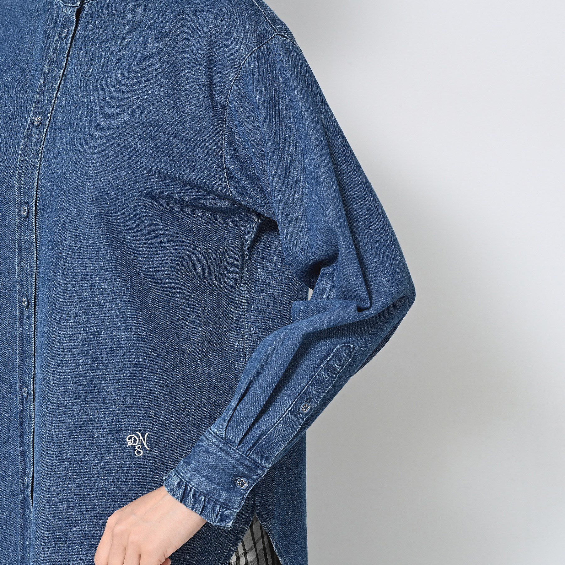 Dessin「【洗える】フリルデニムシャツ」|シャツ・ブラウス|