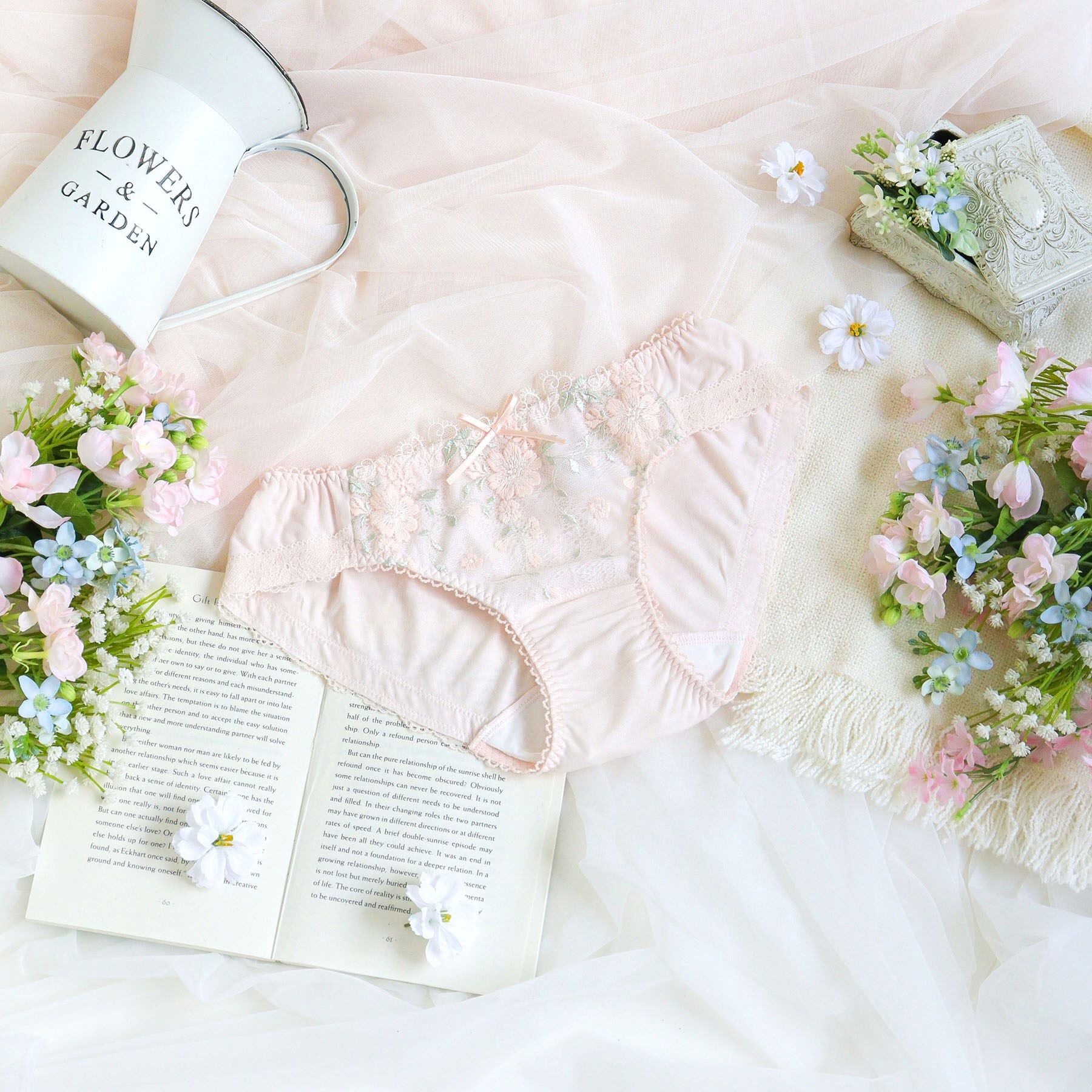 Risa Magli「シュクリエ サニタリーショーツ」|インナー|ピンク(071)