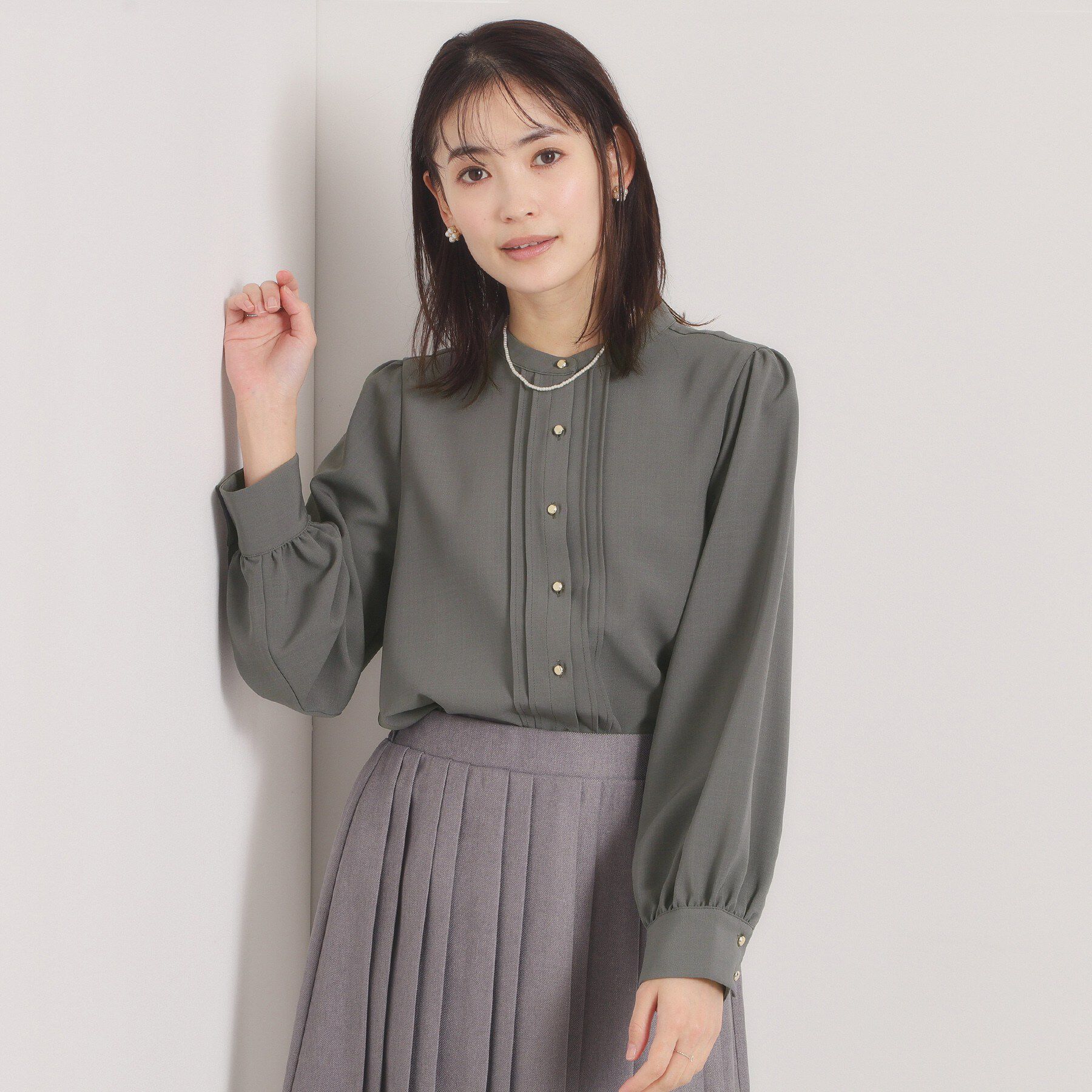 ITS&rsquo;DEMO「【手洗い可】フロントピンタックブラウス」|シャツ・ブラウス|