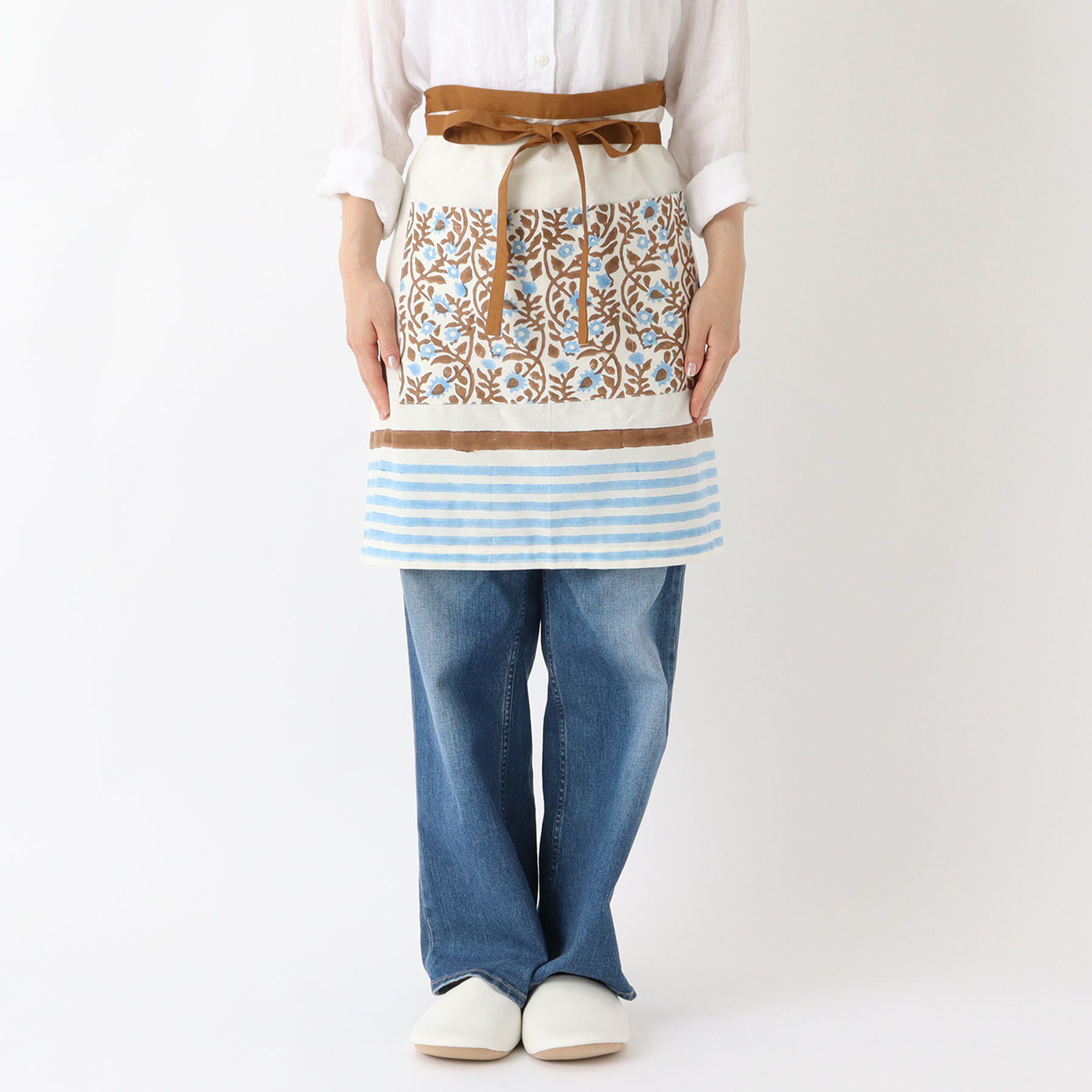 212 KITCHEN STORE「ブロックプリント カフェエプロン BL ＜212Kオリジナル＞」|食器・キッチングッズ|