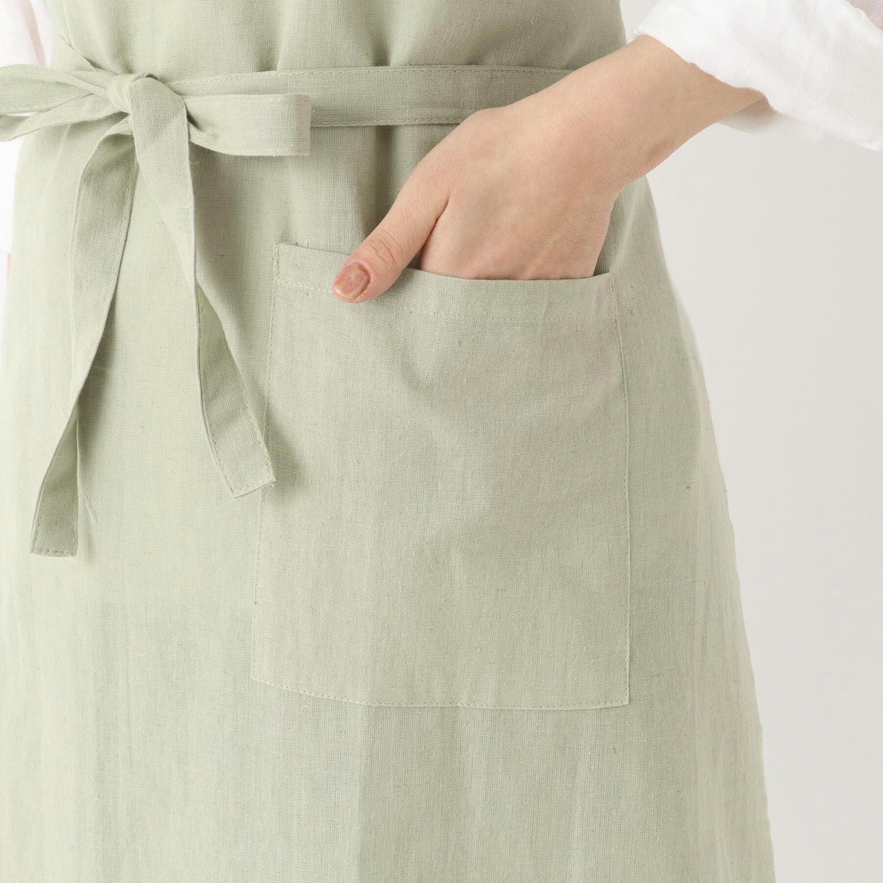 212 KITCHEN STORE「刺繍フラワー マーガレット フルエプロン LGR ＜212Kオリジナル ＞」|食器・キッチングッズ|