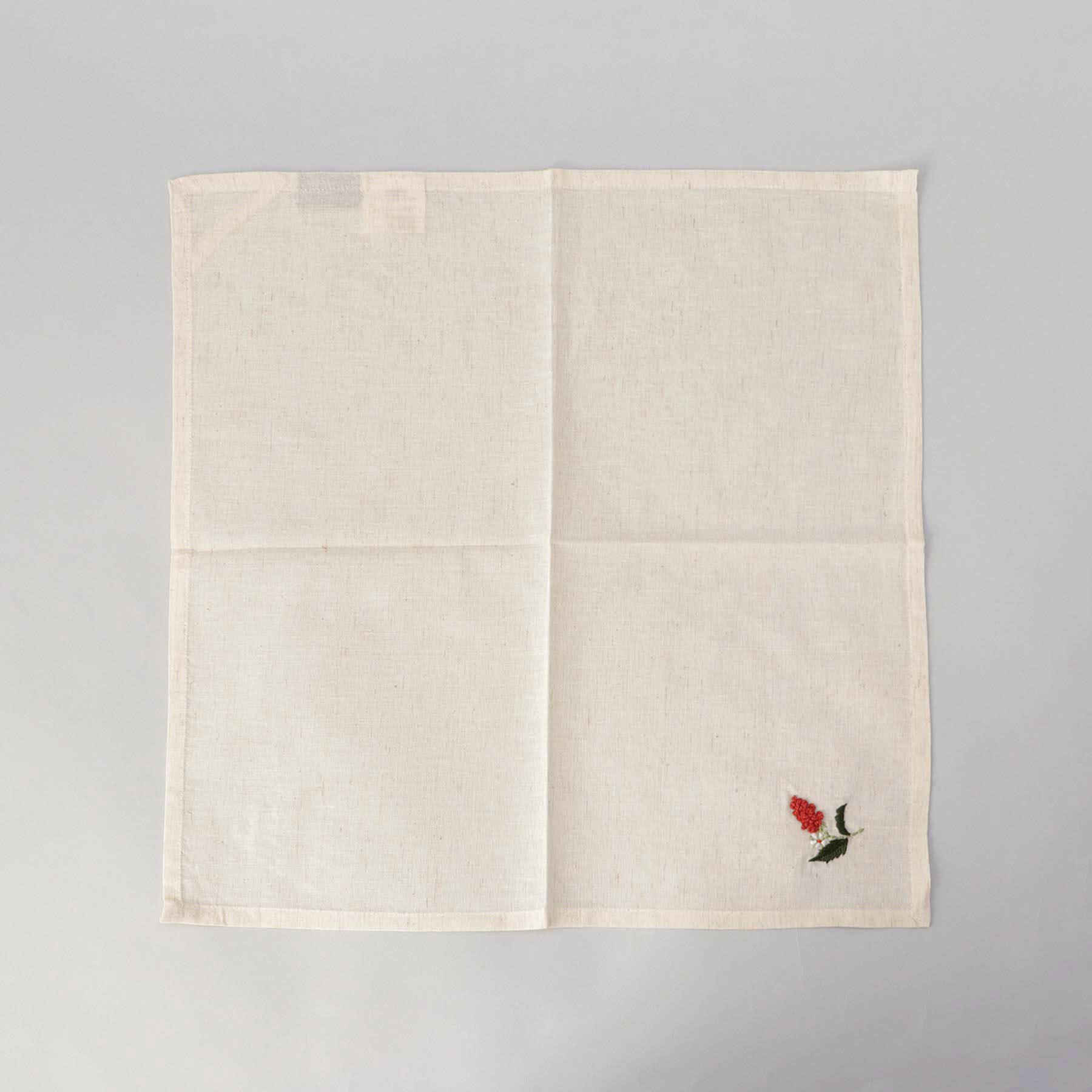 212 KITCHEN STORE「刺繍フラワー ワイルドストロベリー マルチクロス 50x50cm NA ＜212Kオリジナル ＞」|食器・キッチングッズ|その他