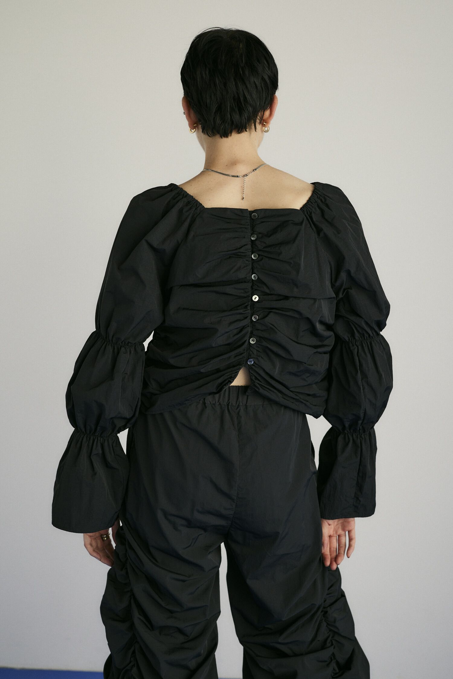 HeRIN.CYE「Puff sleeve tops」|シャツ・ブラウス|