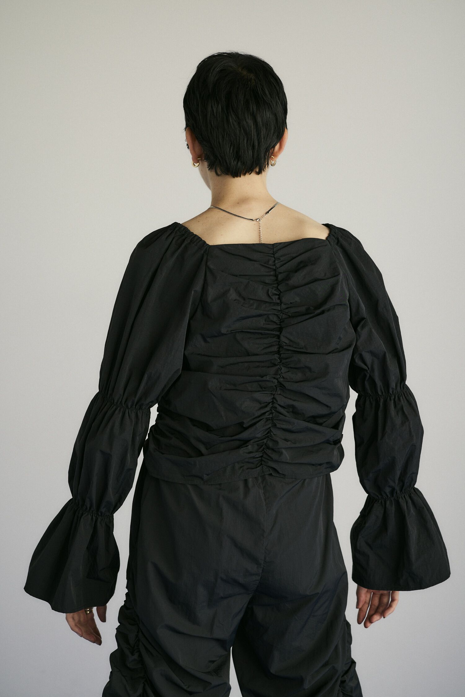 HeRIN.CYE「Puff sleeve tops」|シャツ・ブラウス|