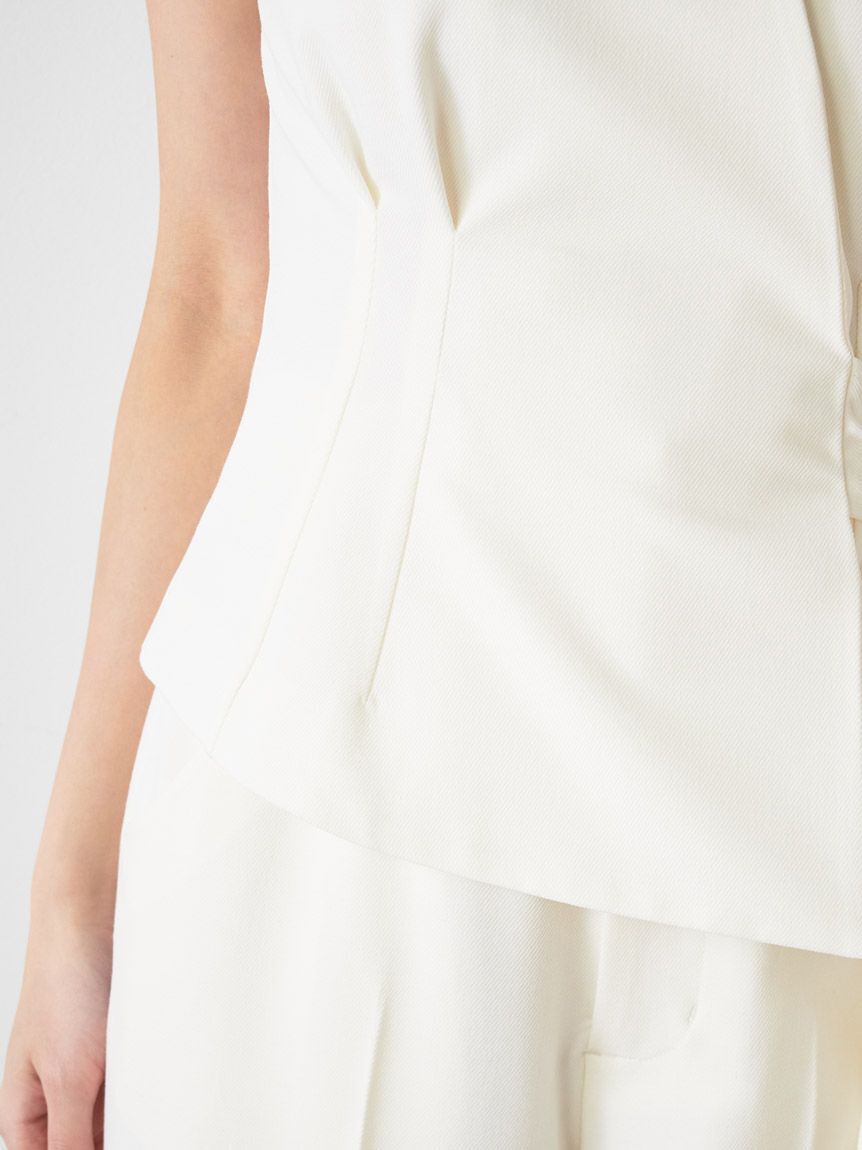 SNIDEL「Sustainableペプラムベストトップス」|シャツ・ブラウス|