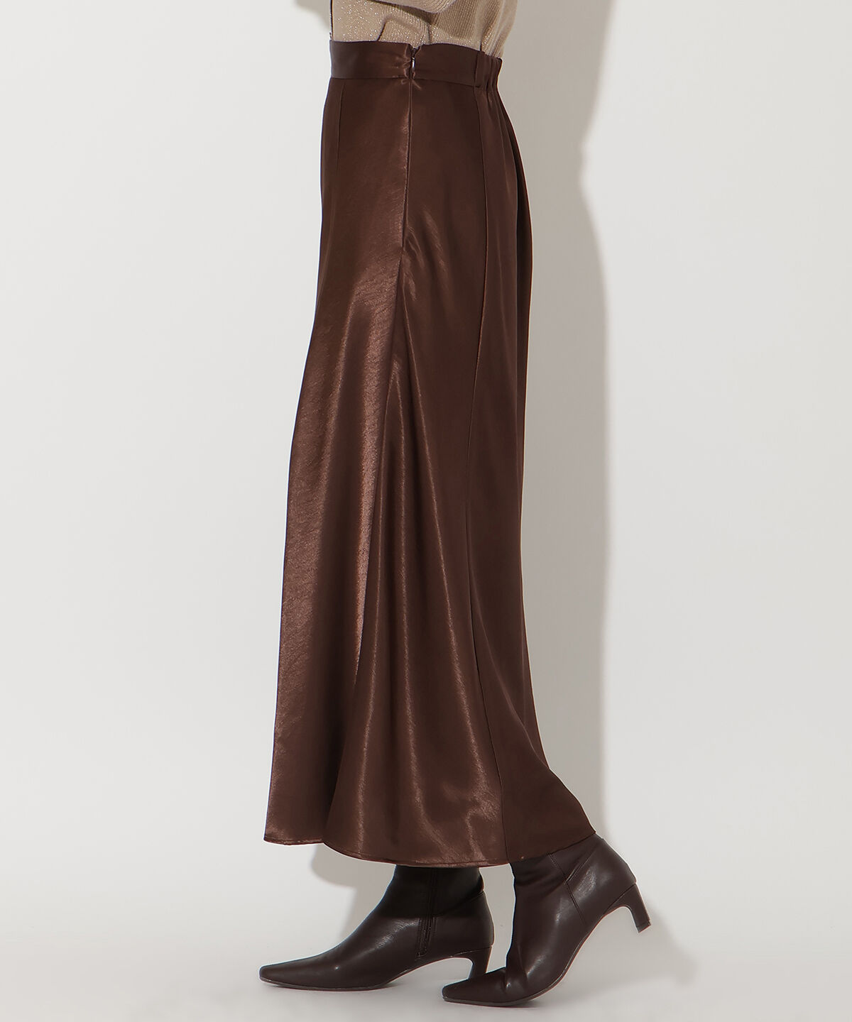 アンドクチュール「サテンバイアススカート」|フレア|