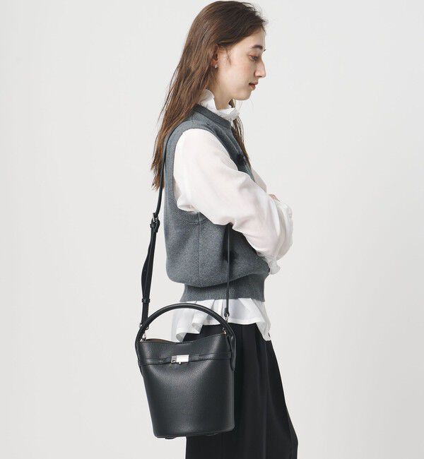 UNITED ARROWS「スクエアメタル バケットバッグ」|トートバッグ|