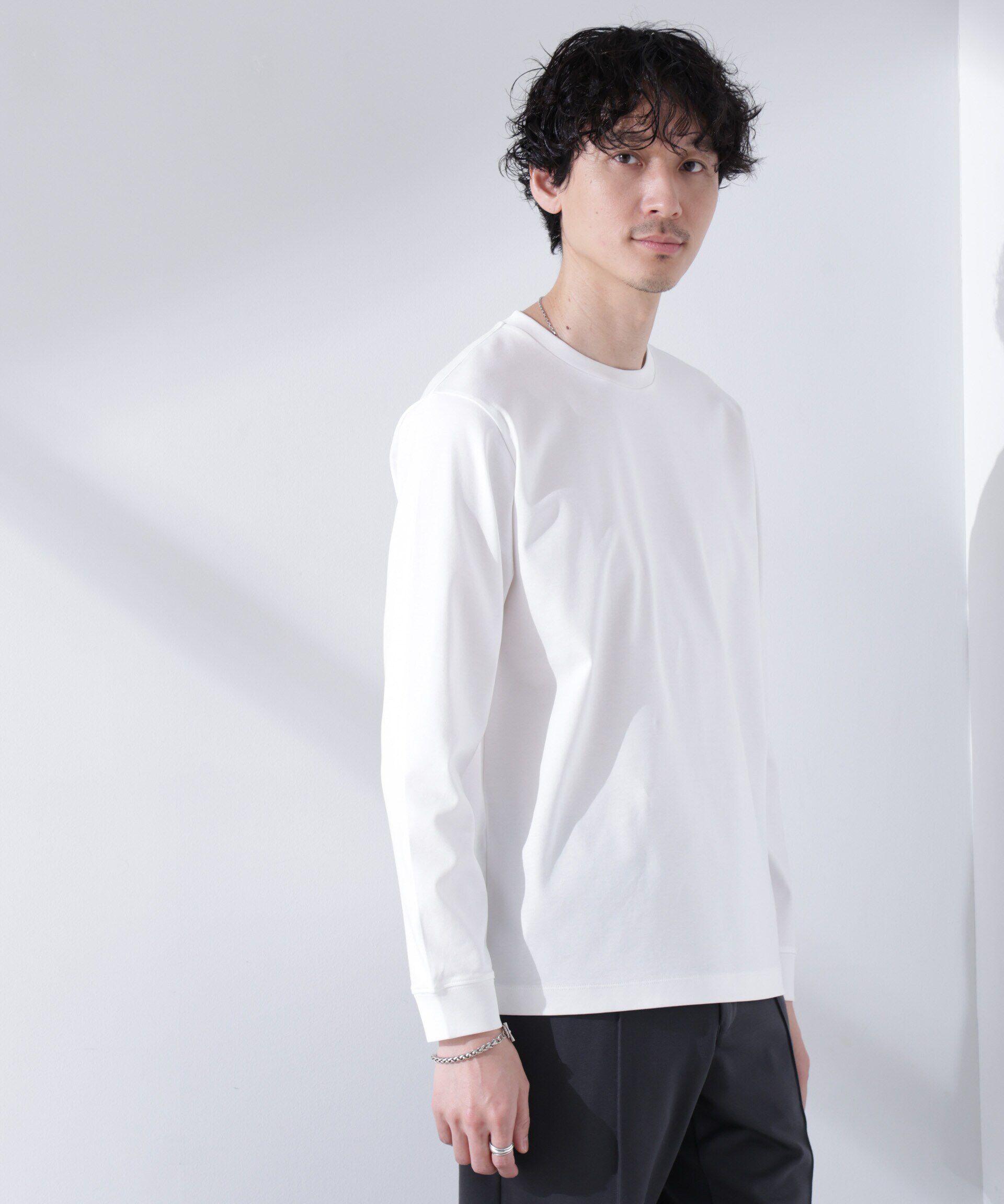 nano･universe「アンチスメル クルーネックTシャツ 長袖」|Tシャツ・カットソー|ホワイト