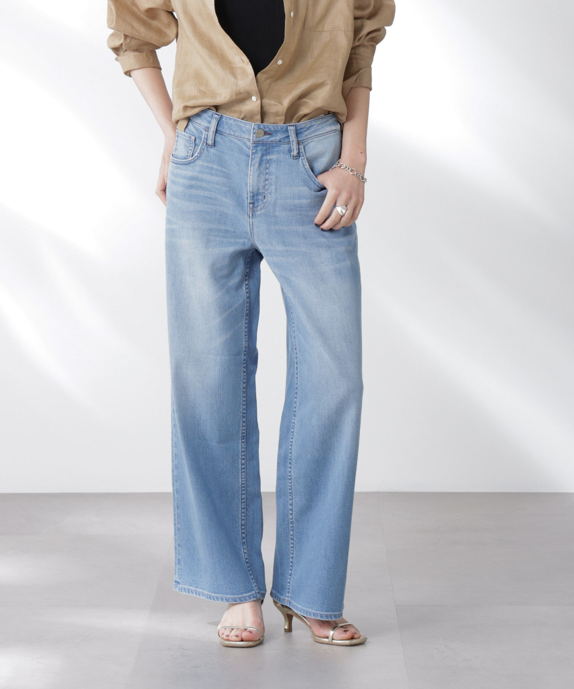 nano･universe「Healthy DENIM/別注 Pink Pepper Midrise ワイドデニム」|チノ|