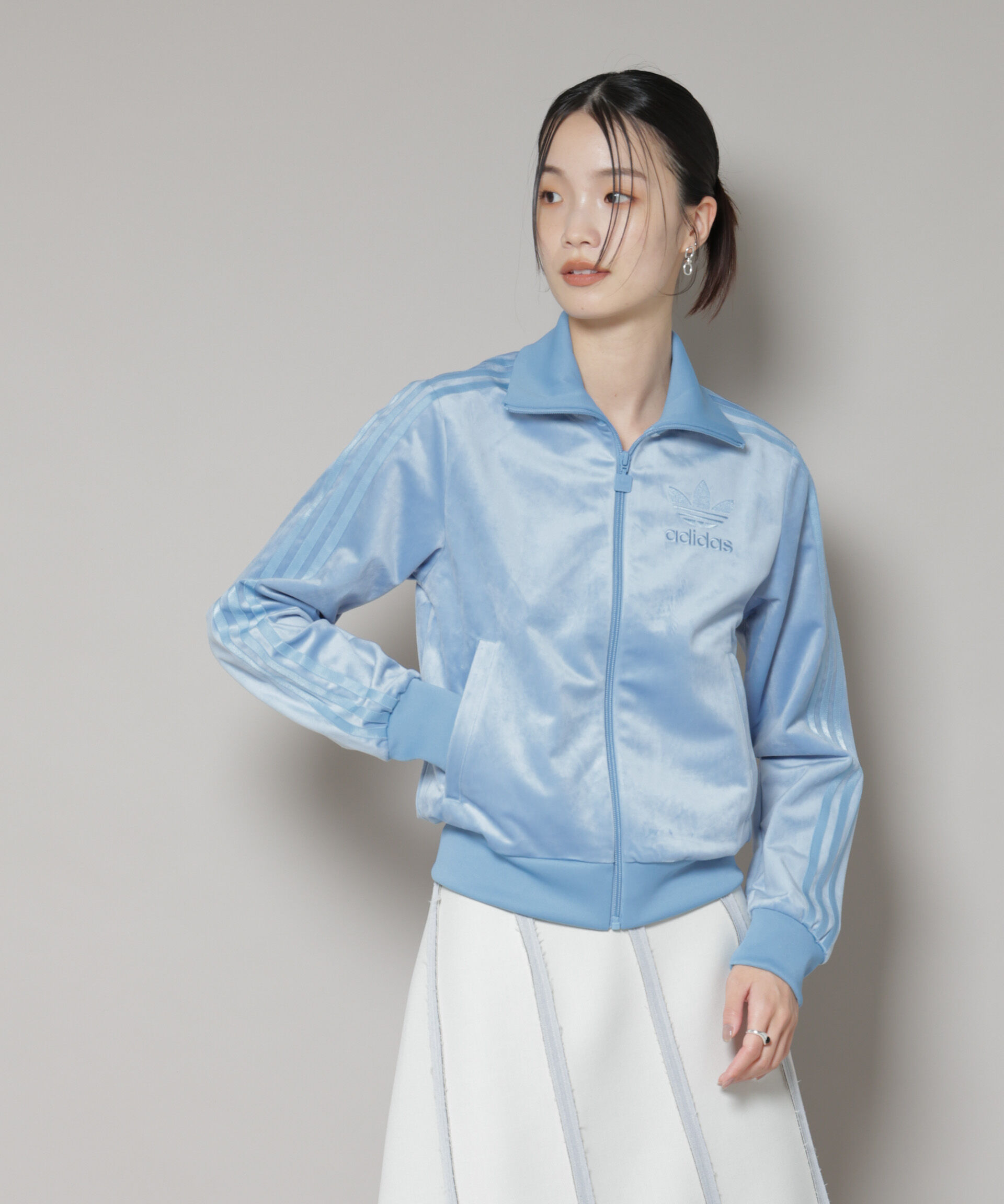 nano･universe「adidas/VELVET TRACK JAKET ASH BLUE」|テーラードジャケット|