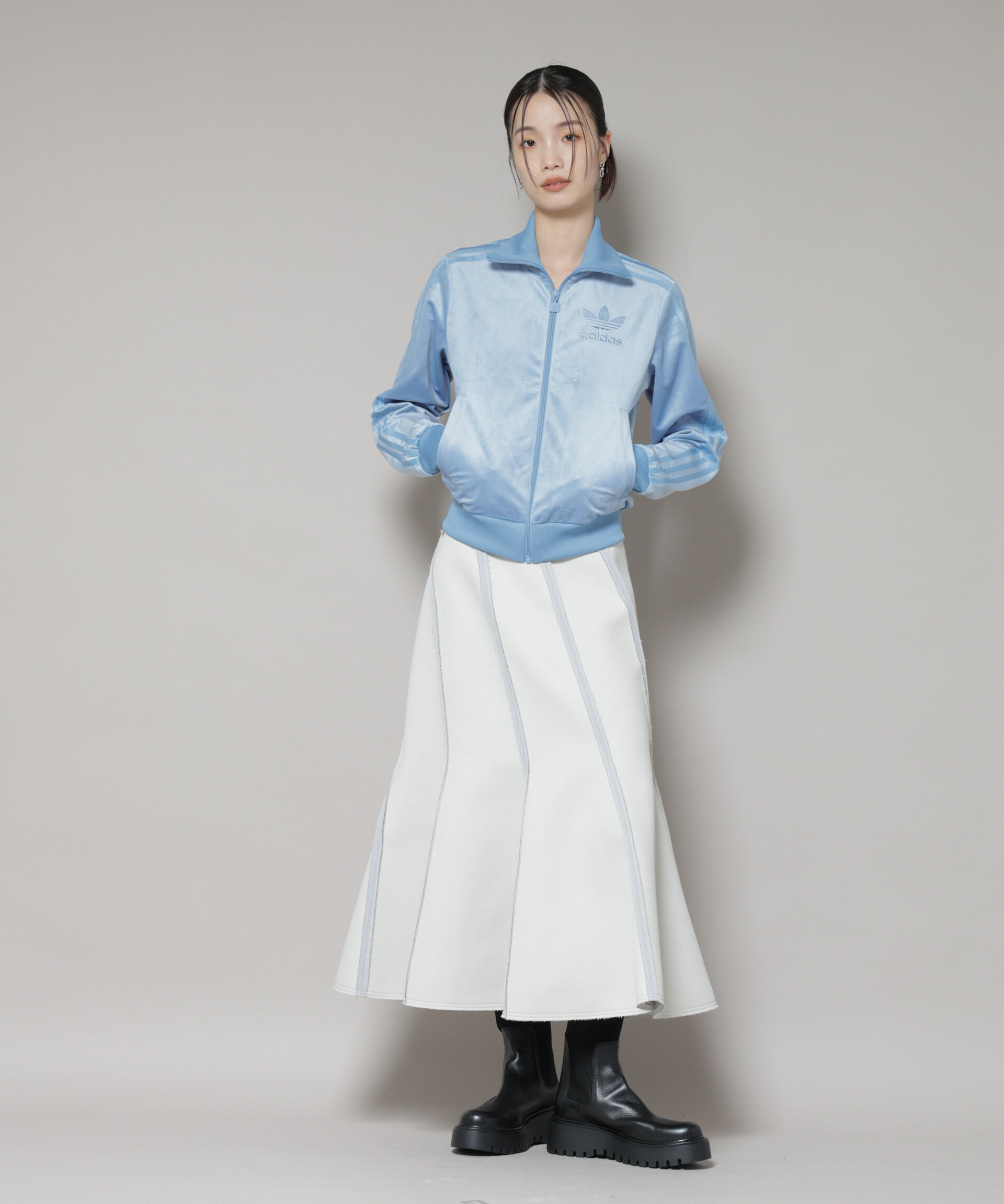 nano･universe「adidas/VELVET TRACK JAKET ASH BLUE」|テーラードジャケット|