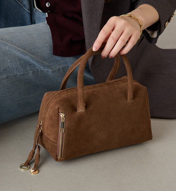  「【500mlペットボトル収納可/牛革】レザーチャームボストンバッグ/スエード」|ボストンバッグ|