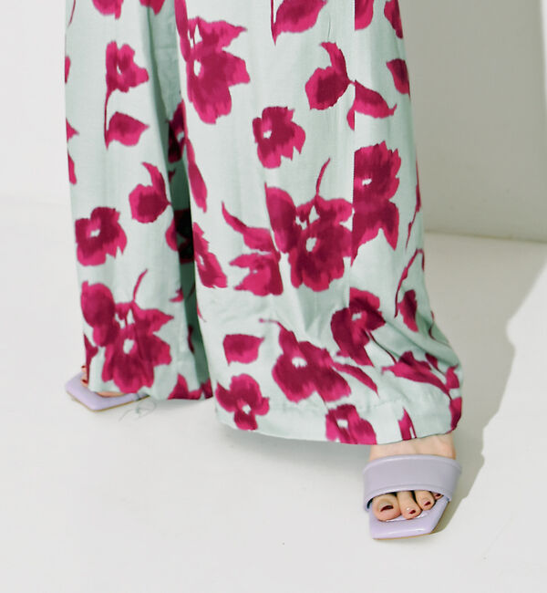 AU BANNISTER「パフィーベルトサンダル」|サンダル|