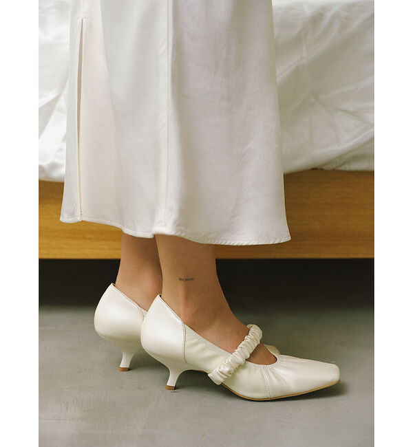 AU BANNISTER「【LAROUTE&times;菅沼ゆり】ギャザーパンプス」|パンプス|