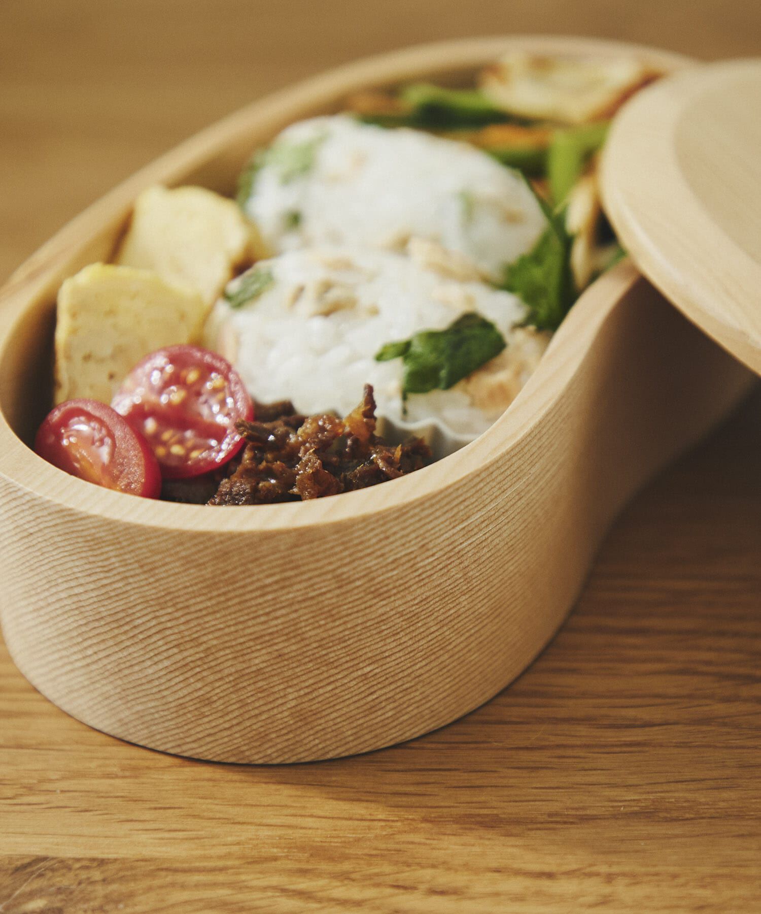 URBAN RESEARCH DOORS「ようび　くりぬき弁当箱 ビーンズ」|食器・キッチングッズ|