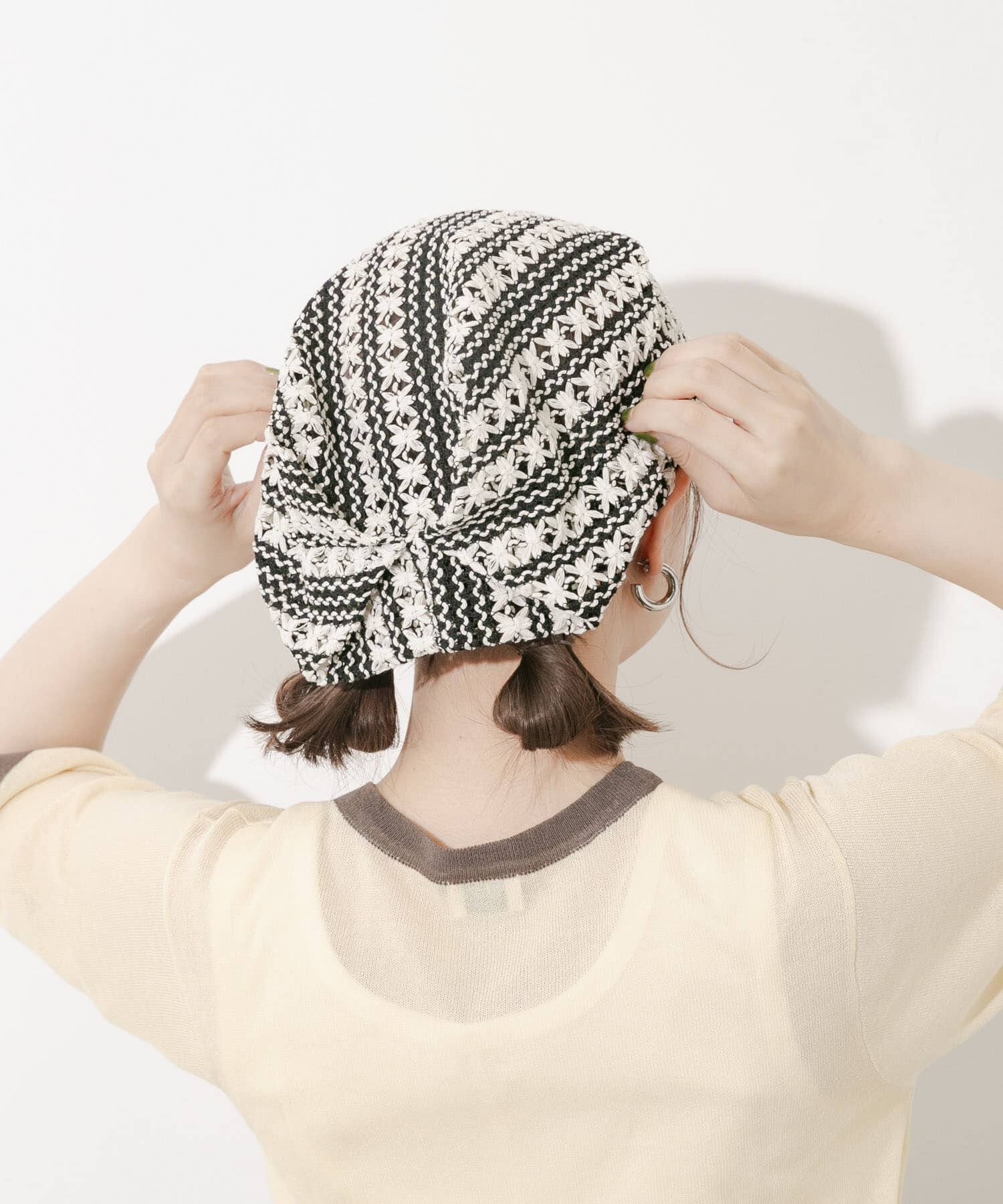 SMELLY「クロシェレースビーニー」|ニット帽|