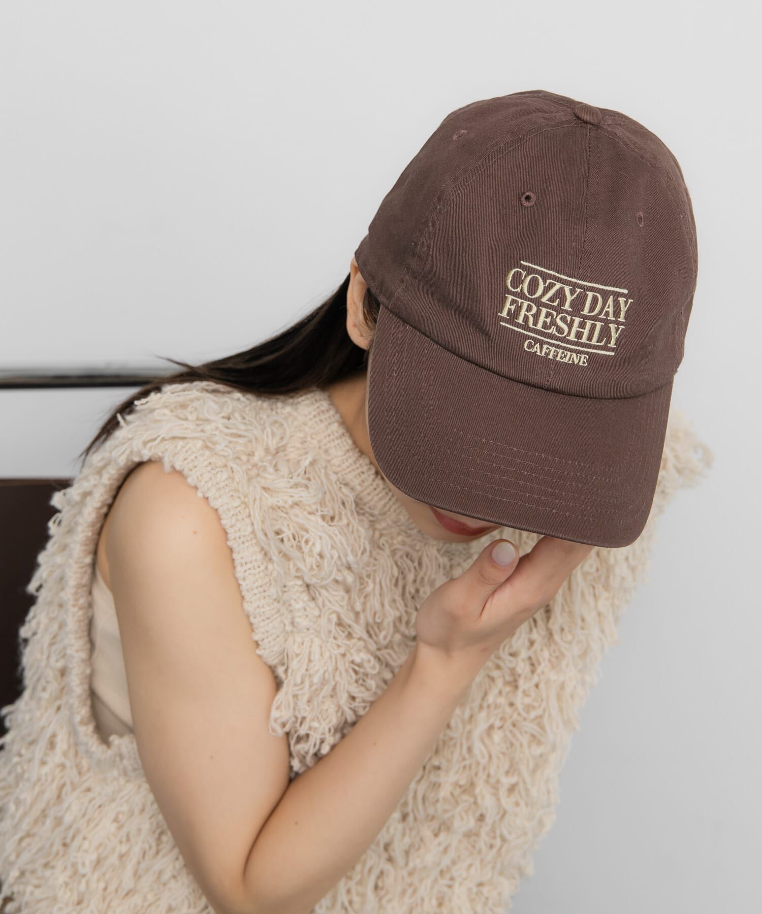  「カフェロゴエンブロイダリーCAP」|キャップ・キャスケット|ブラウン