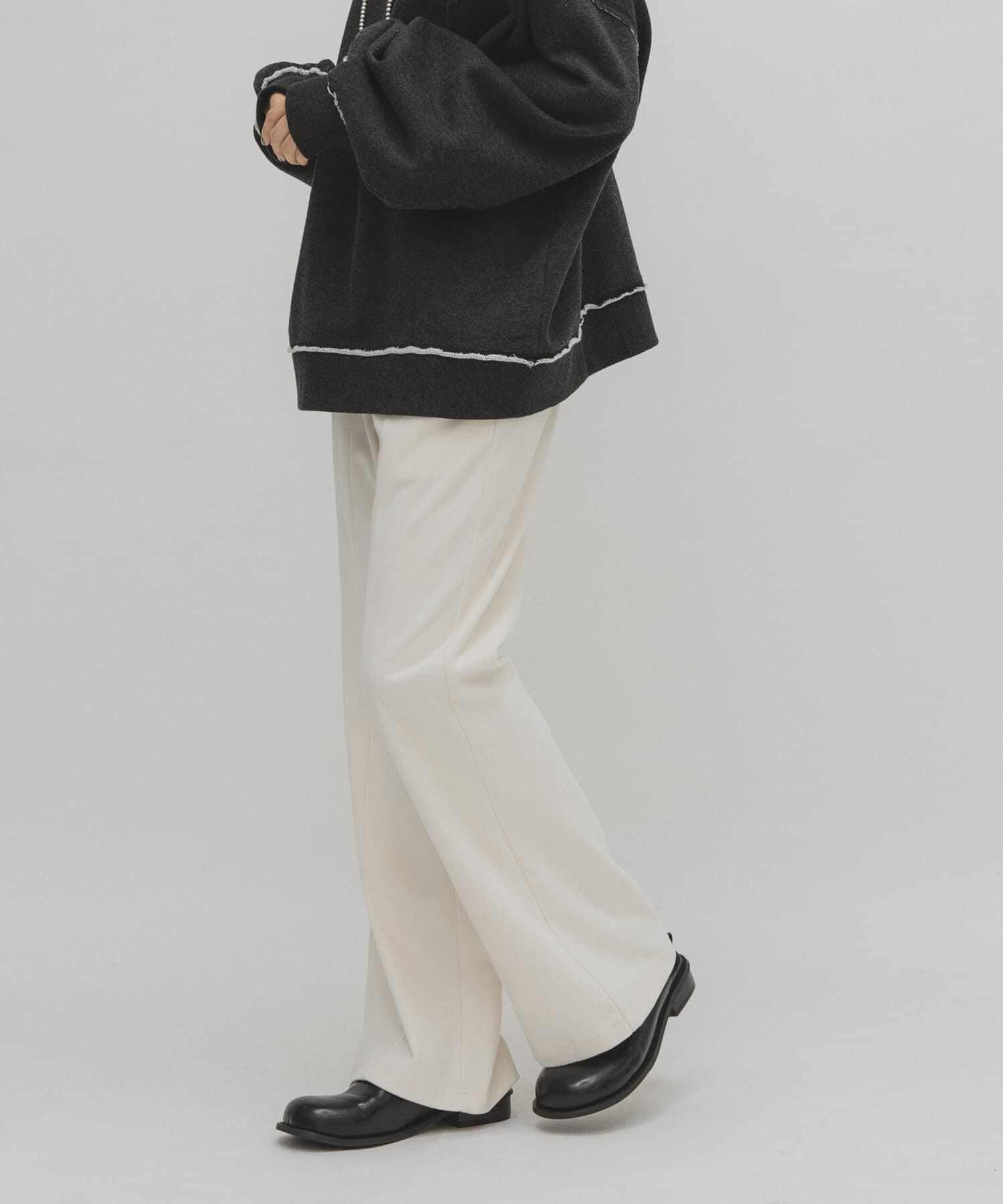  「イージーフレアパンツ」|その他|