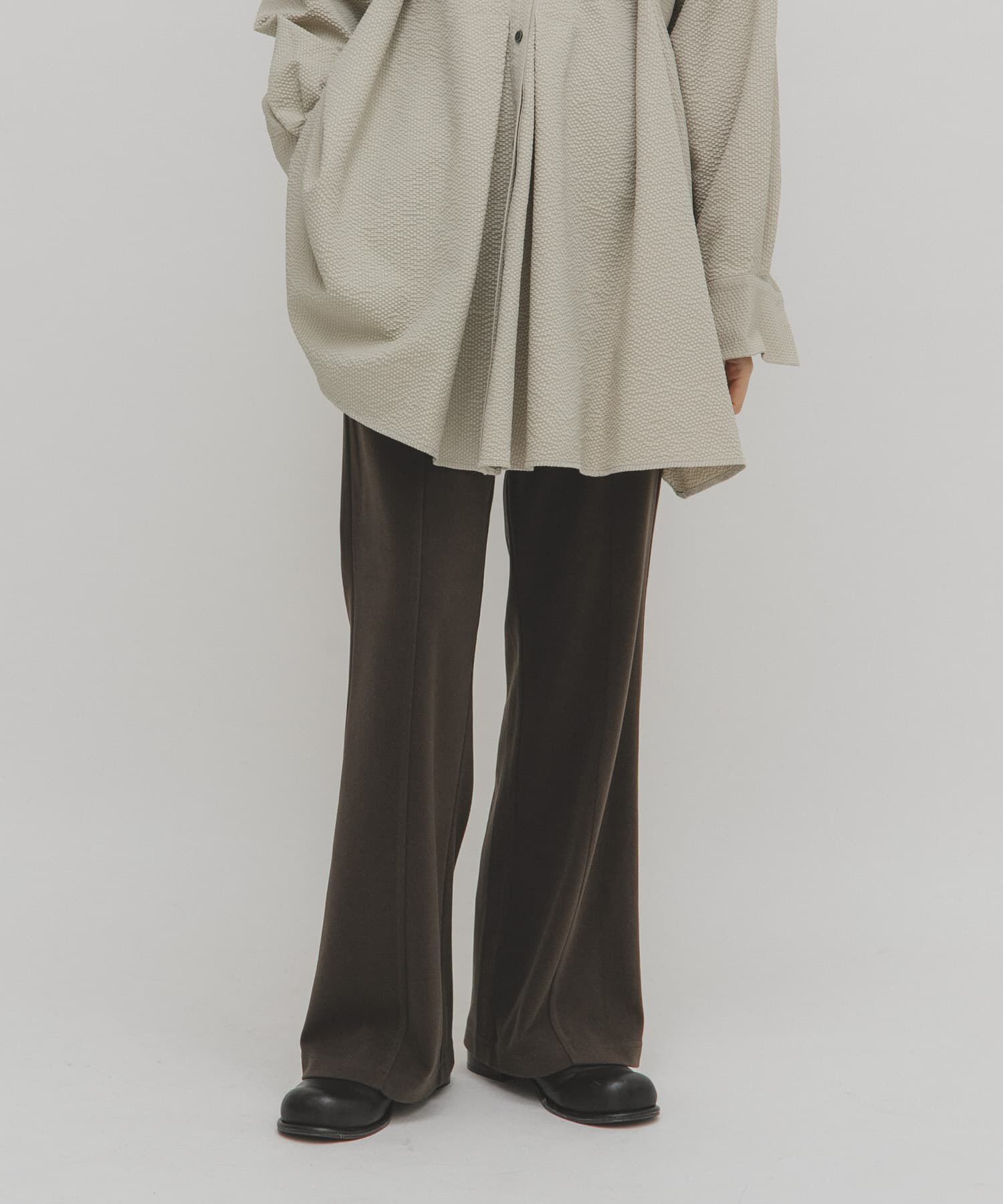  「イージーフレアパンツ」|その他|