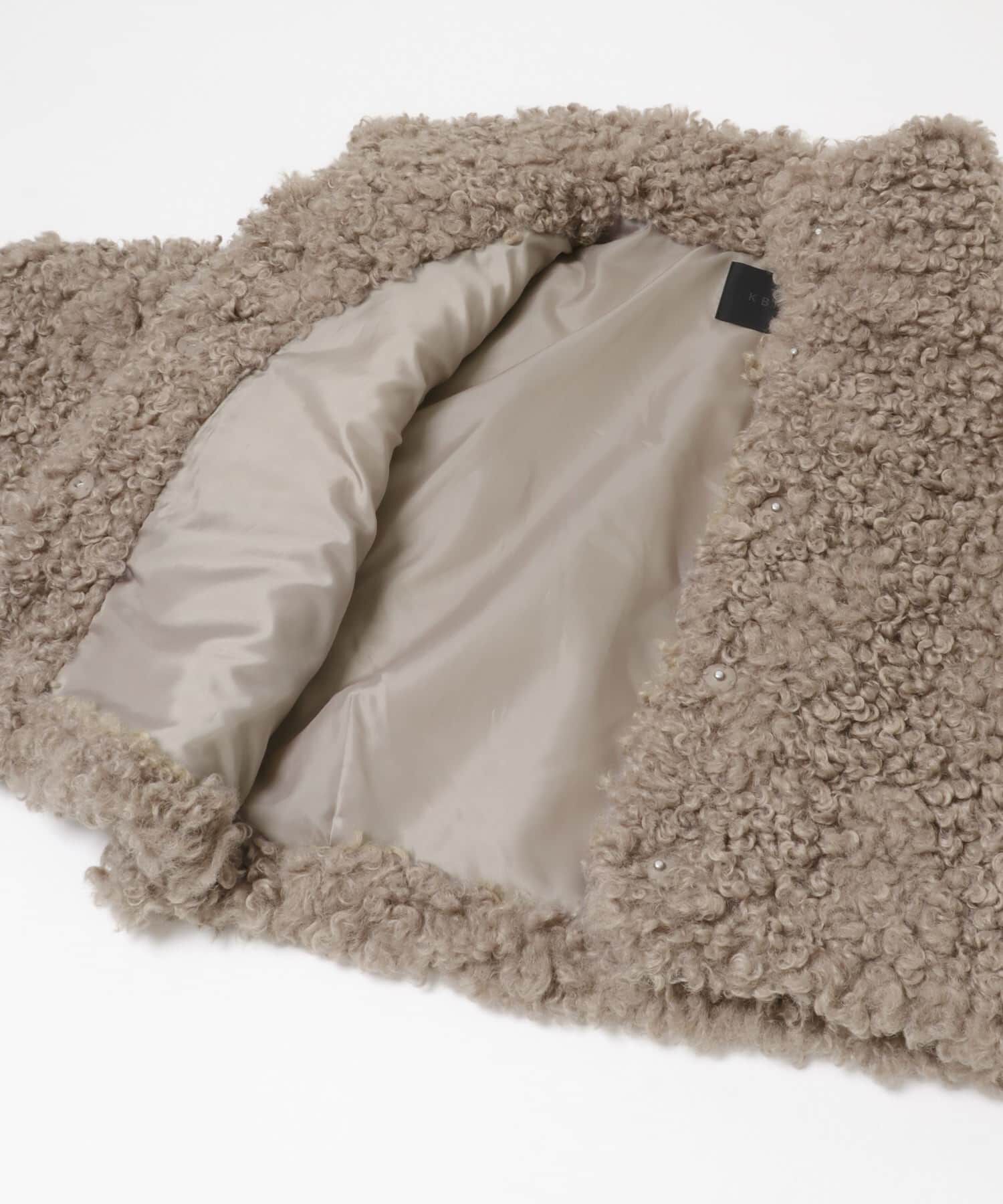  「フォルムボアジャケット」|ノーカラーコート|