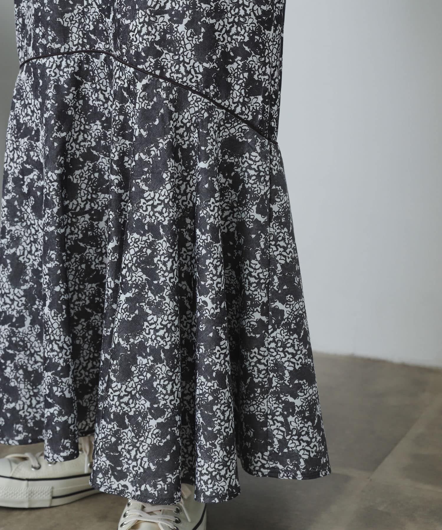 SENSE OF PLACE by URBAN RESEARCH「アートフラワーマーメイドスカート」|スカート|