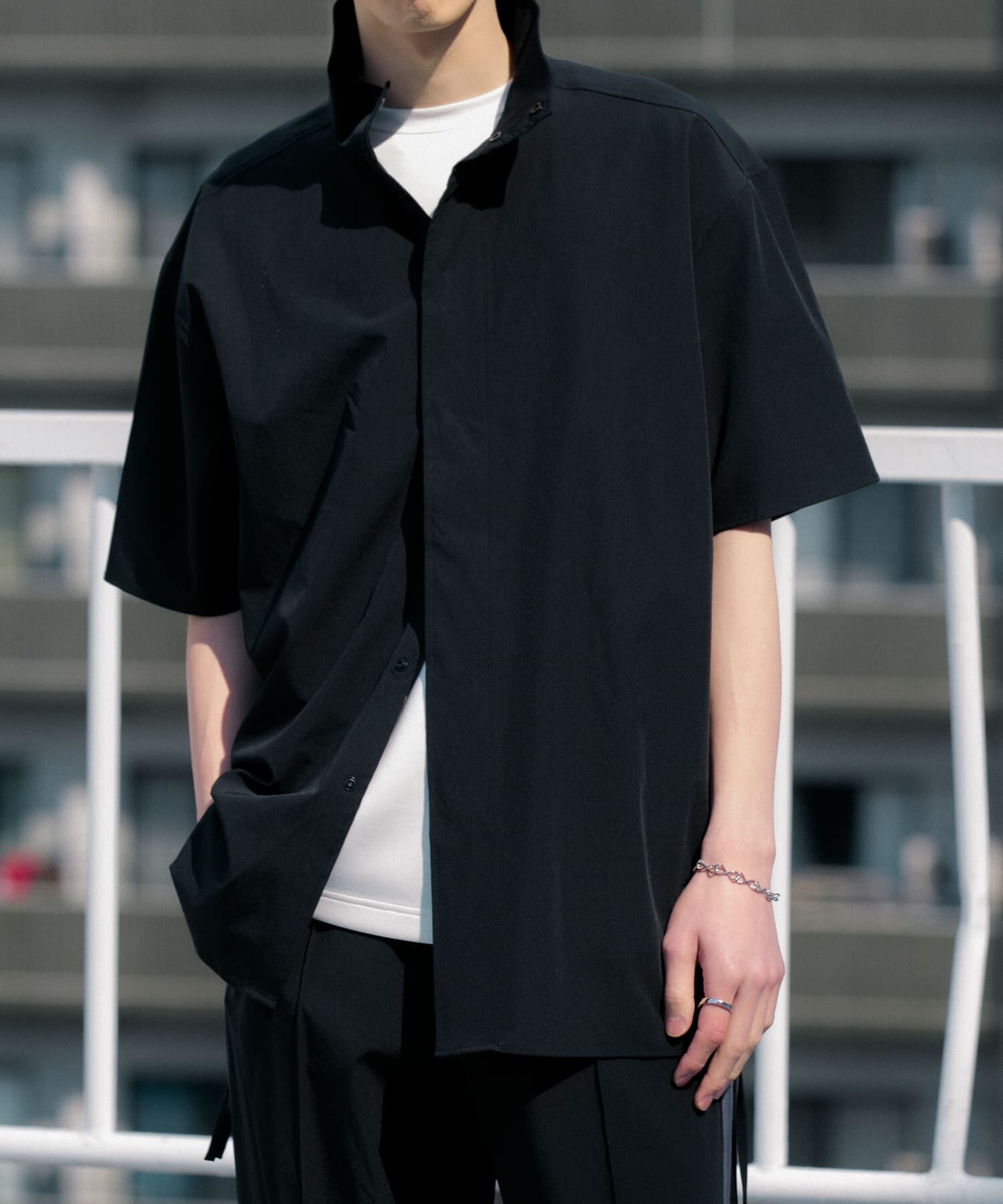 SENSE OF PLACE by URBAN RESEARCH「Uiscel　4wayストレッチサイドジップルーズシャツ」|シャツ・ブラウス|