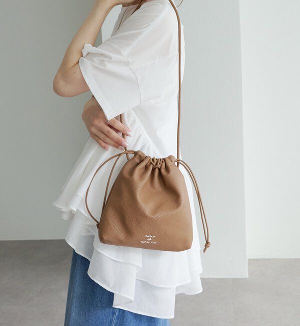  「【リバイバル/新色登場】フェイクレザー巾着バッグ」|ショルダー・メッセンジャー|