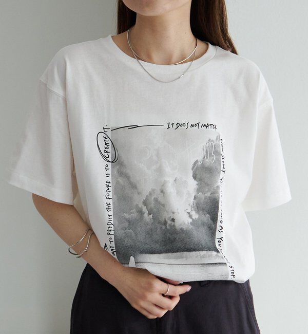  「【接触冷感+UVカット】フォトプリントTシャツ」|Tシャツ・カットソー|オフホワイト