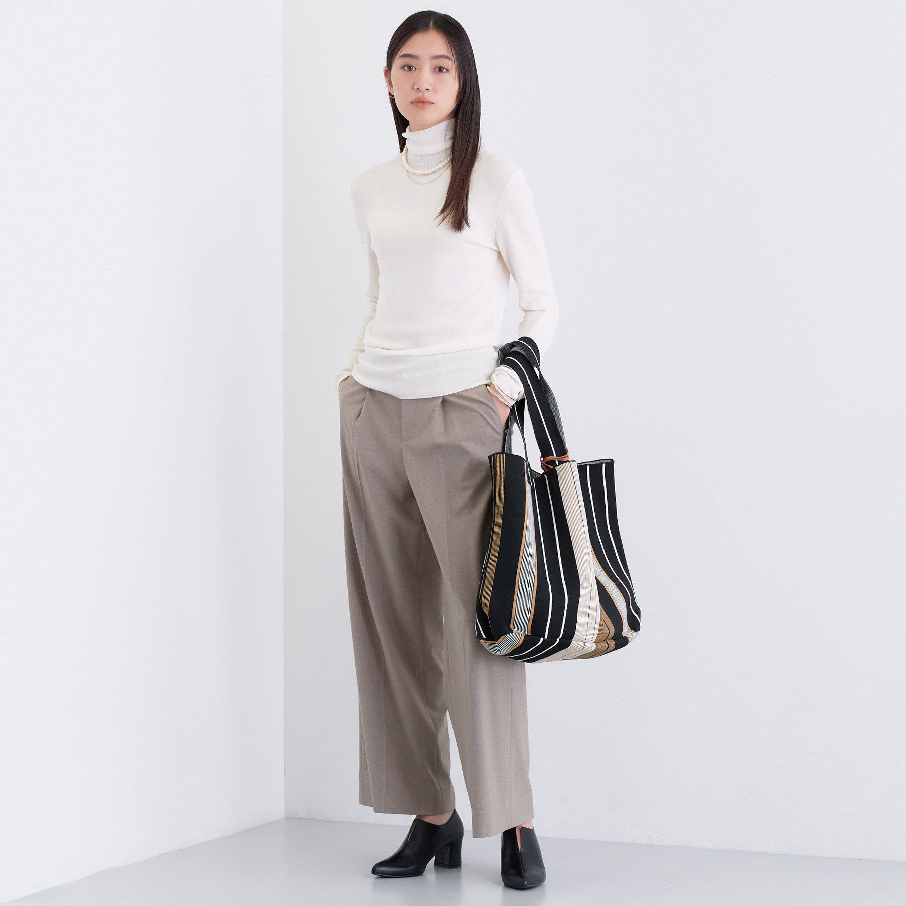 INDIVI「【洗える／薄手／ラメ】シアーラメニット」|ニット・セーター|