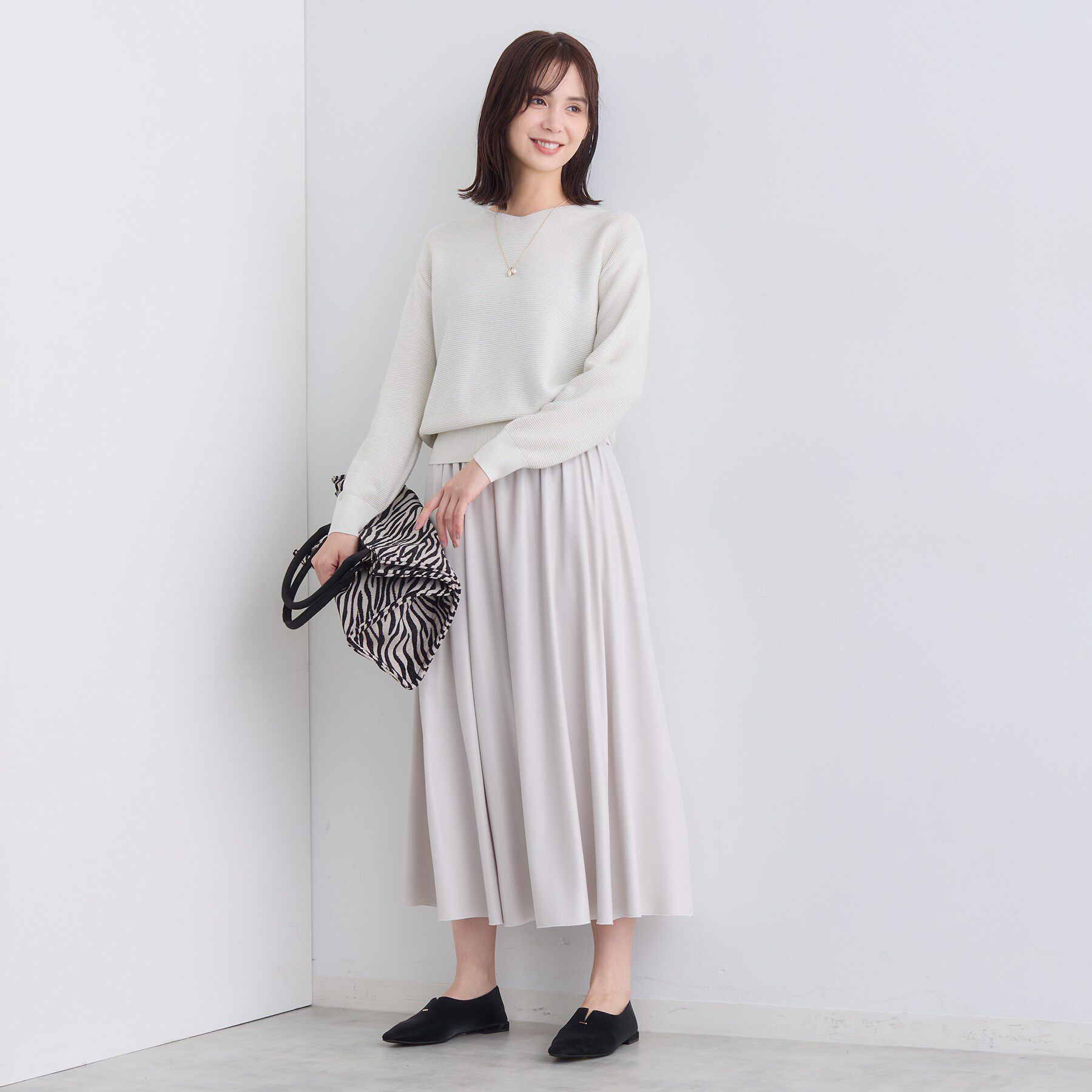 INDIVI「【ウール混ラメ素材】Vネック煌めきニット」|ニット・セーター|