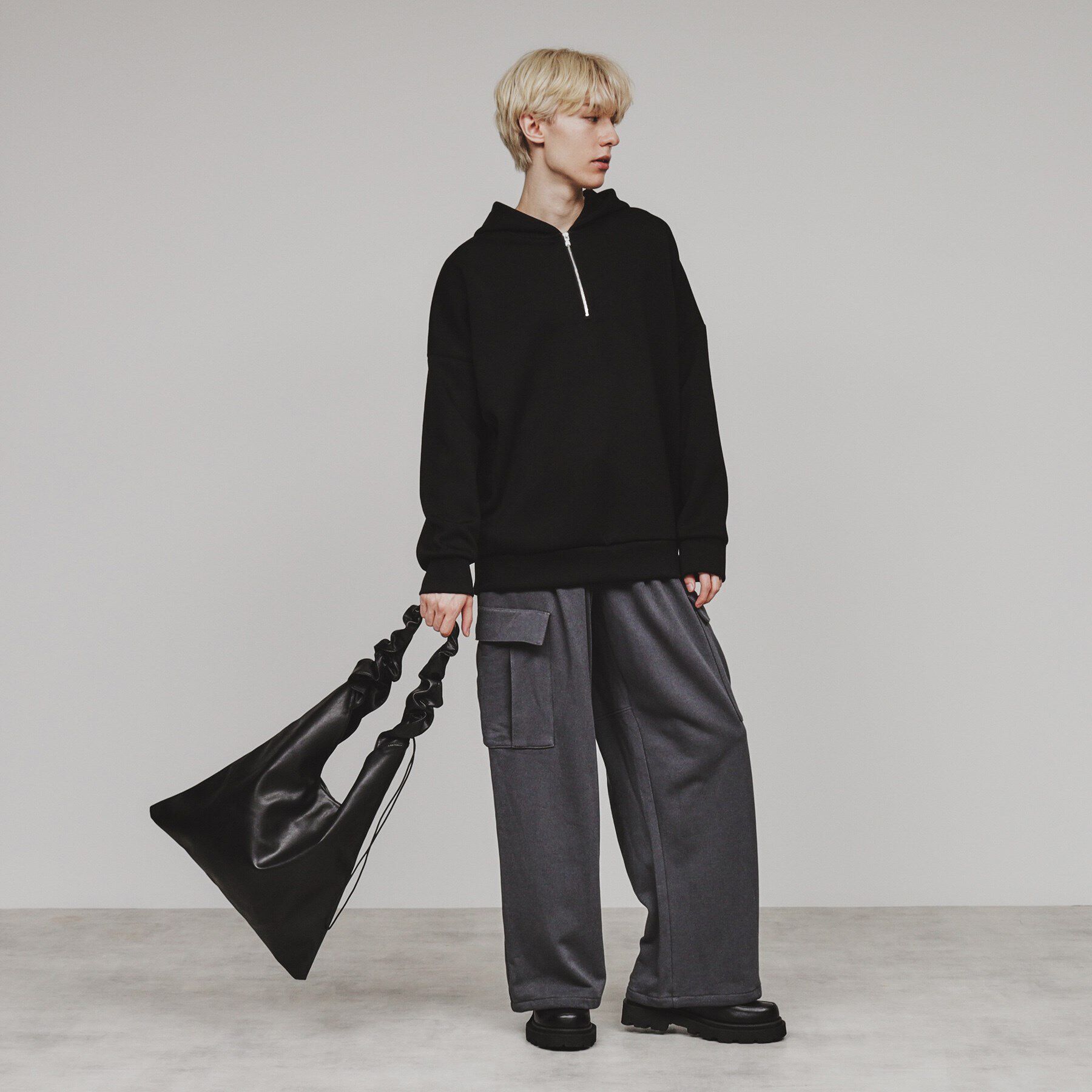 tk.TAKEO KIKUCHI「ギミックショルダーバッグ」|ショルダー・メッセンジャー|