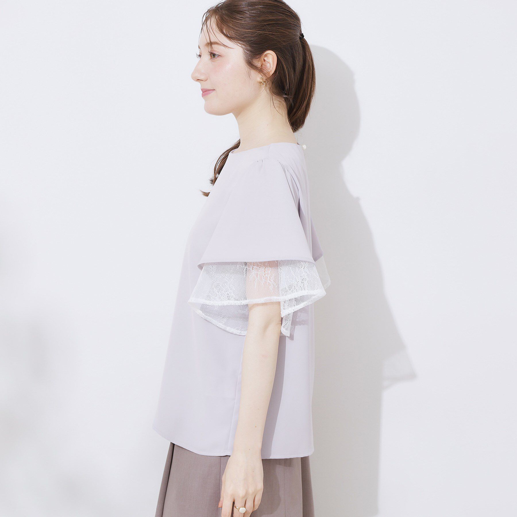 Couture broach「【マシンウォッシャブル・一枚で着映える】レース重ねフレアブラウス」|シャツ・ブラウス|