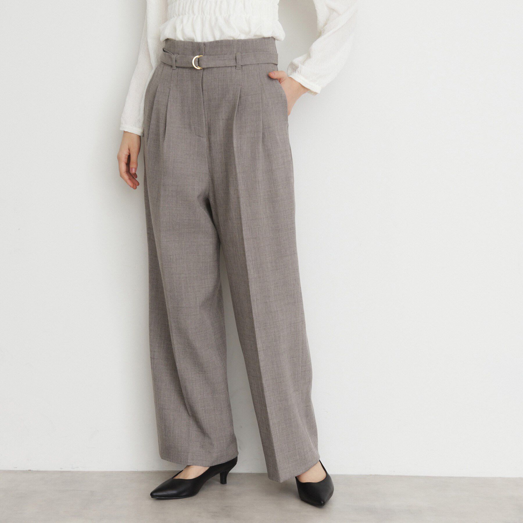 THE SHOP TK「【ONOFF活躍／セレモニー／通勤】CAVIAN タックワイドパンツ／洗える」|その他|チャコールグレー(0