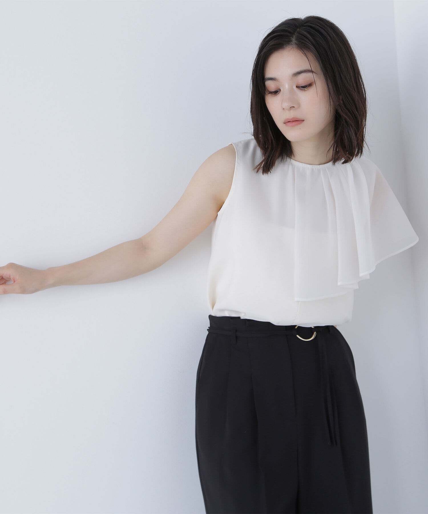  「アシメフリルシアーブラウス」|シャツ・ブラウス|オフホワイト1