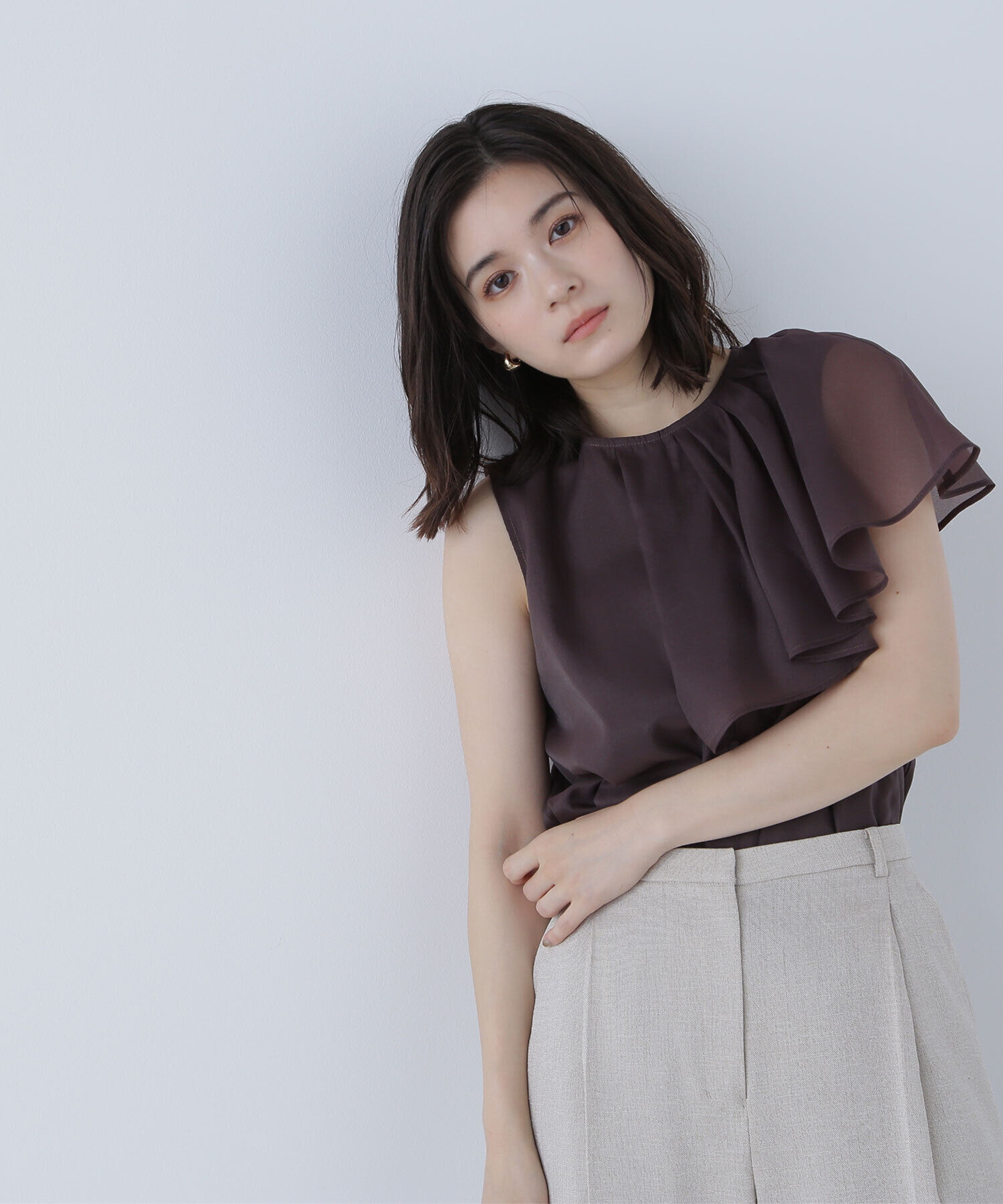 「アシメフリルシアーブラウス」|シャツ・ブラウス|ダークブラウ 1