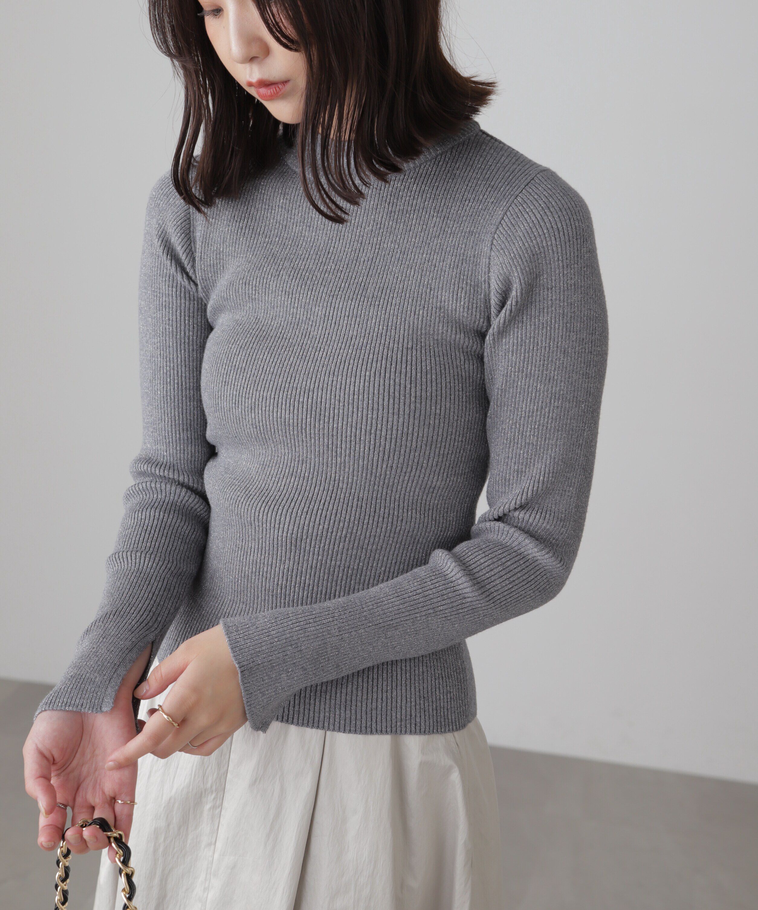  「ラメボトルネックリブニット」|ニット・セーター|グレー