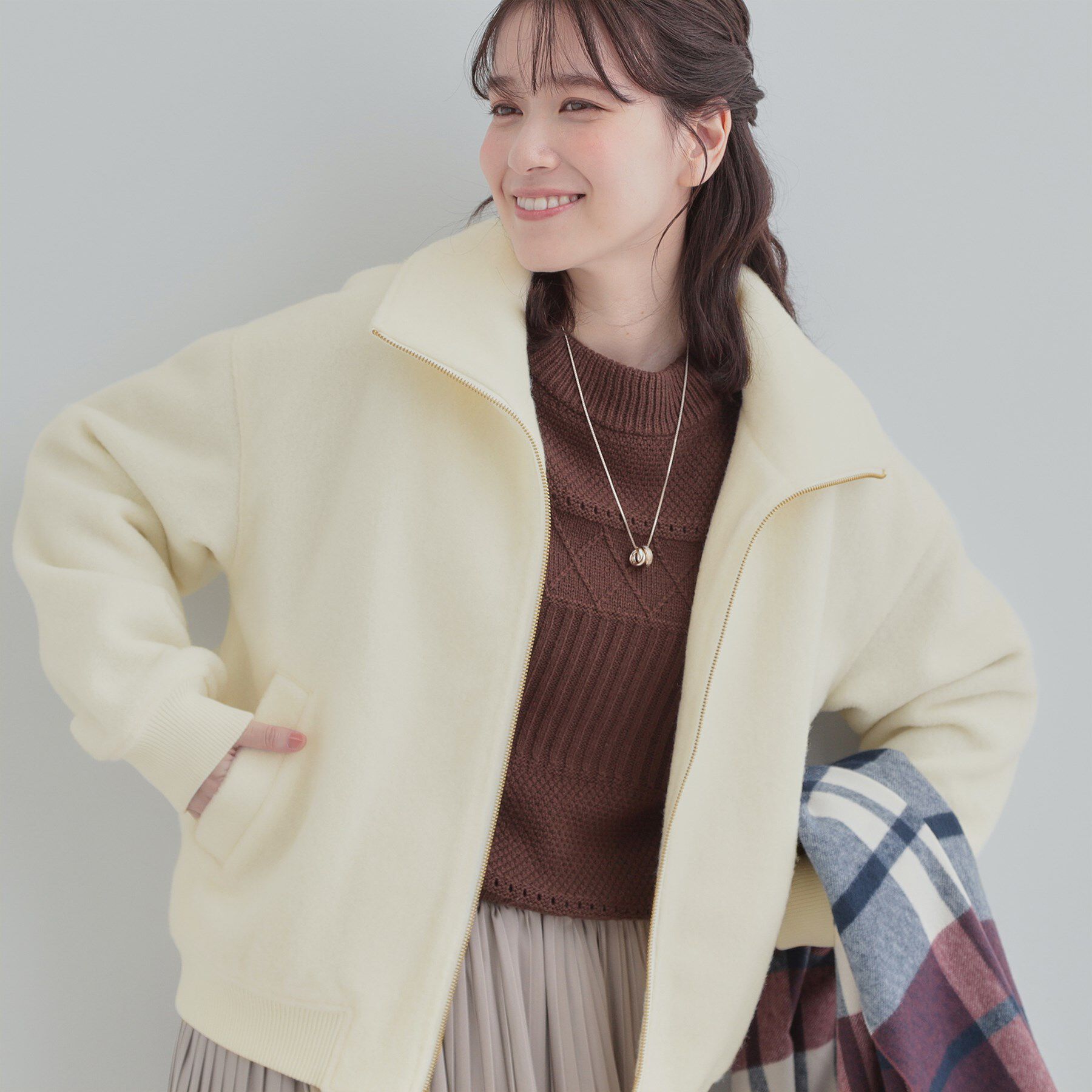 SHOO･LA･RUE「【S-LL】軽くてふんわりあたたかい スライバージャケット」|ブルゾン・スタジャン|オフホワイト(003