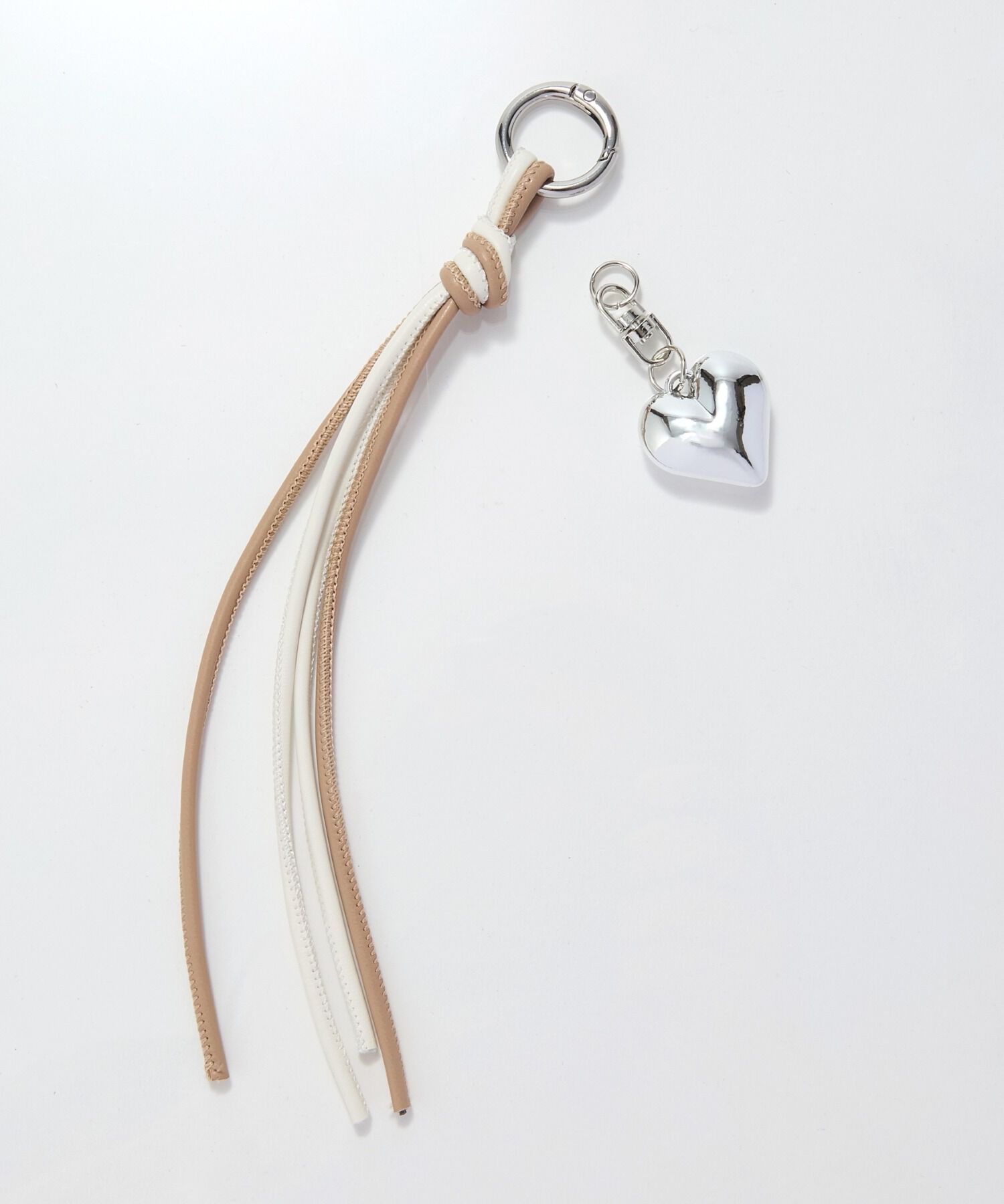 Phoebe「ハートバイカラーレザーコードバッグチャーム」|チャーム・キーホルダー|