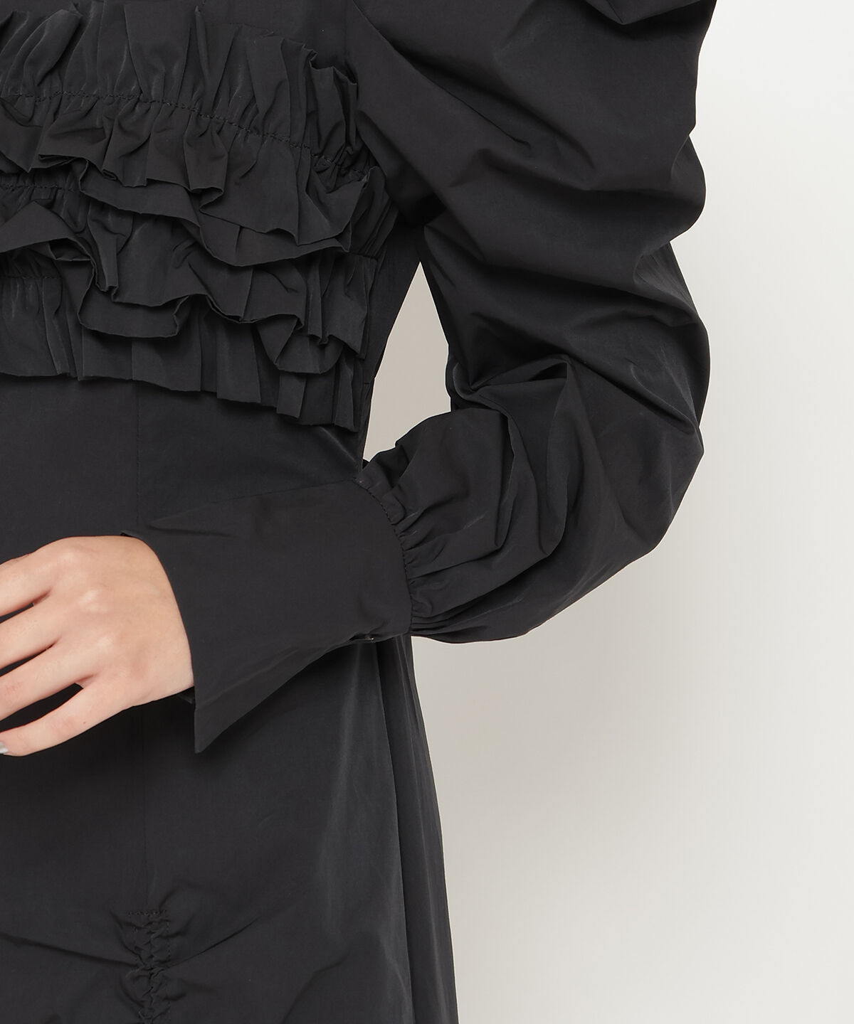 REDYAZEL「フリルドロストワンピース」|ワンピース|