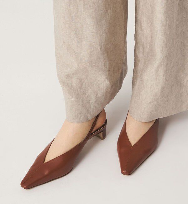 ODETTE E ODILE「センターシームバックベルト パンプス40&darr;&uarr;」|パンプス|