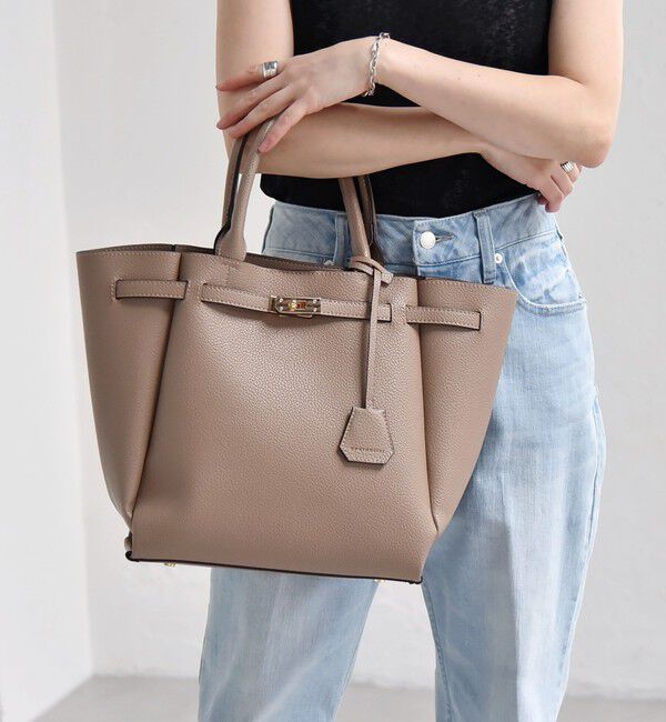 quaranciel「《一部追加予約》quaranciel: A4 ベルト トート」|トートバッグ|ベージュ系