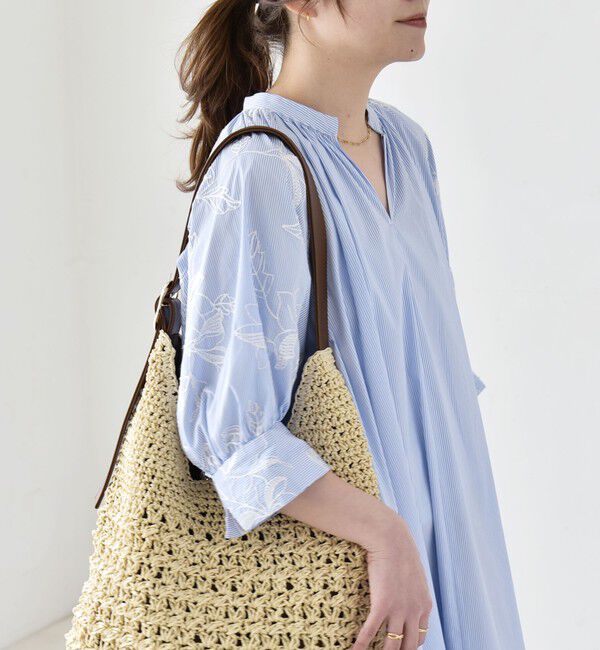 quaranciel「《予約》quaranciel:〈洗濯機可能〉ストライプ フラワー刺繍 スキッパー シャツ ワンピース」|ワンピース|