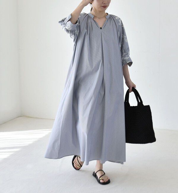 quaranciel「《予約》quaranciel:〈洗濯機可能〉ストライプ フラワー刺繍 スキッパー シャツ ワンピース」|ワンピース|