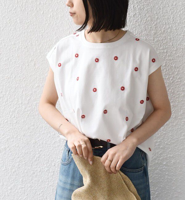 SHIPS Colors 「SHIPS Colors:〈洗濯機可能〉リンク フラワーエンブロイダリー カットソー 2」|Tシャツ・カットソー|
