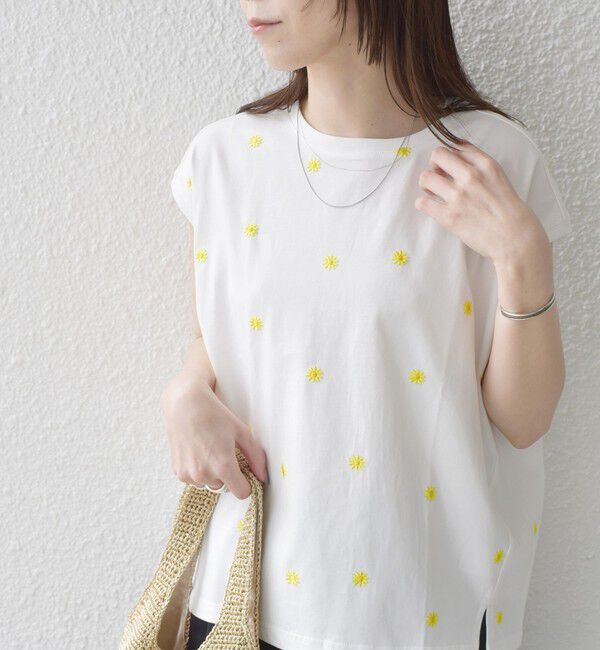 SHIPS Colors 「SHIPS Colors:〈洗濯機可能〉リンク フラワーエンブロイダリー カットソー 2」|Tシャツ・カットソー|イエロー