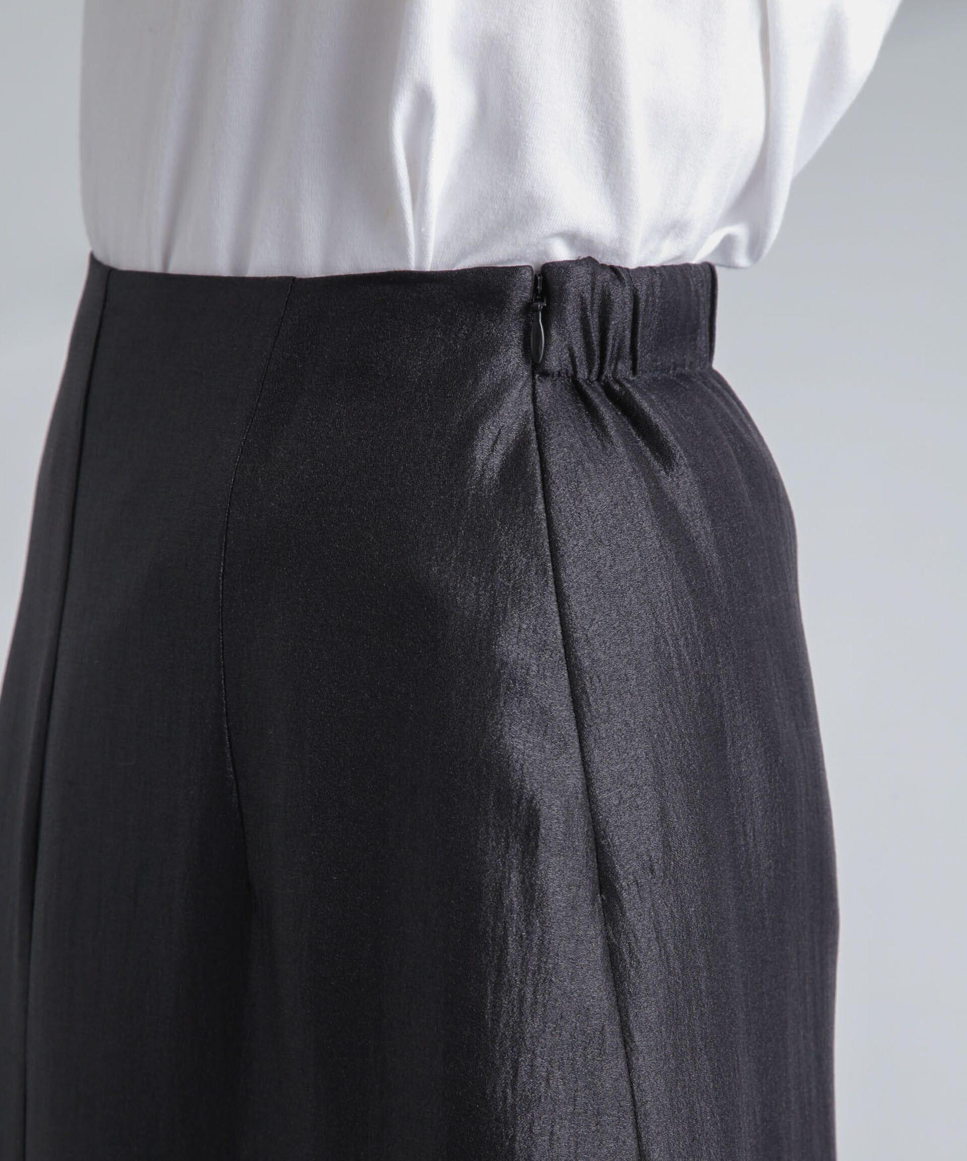 nano･universe「シャイニーサテンロングスカート」|スカート|