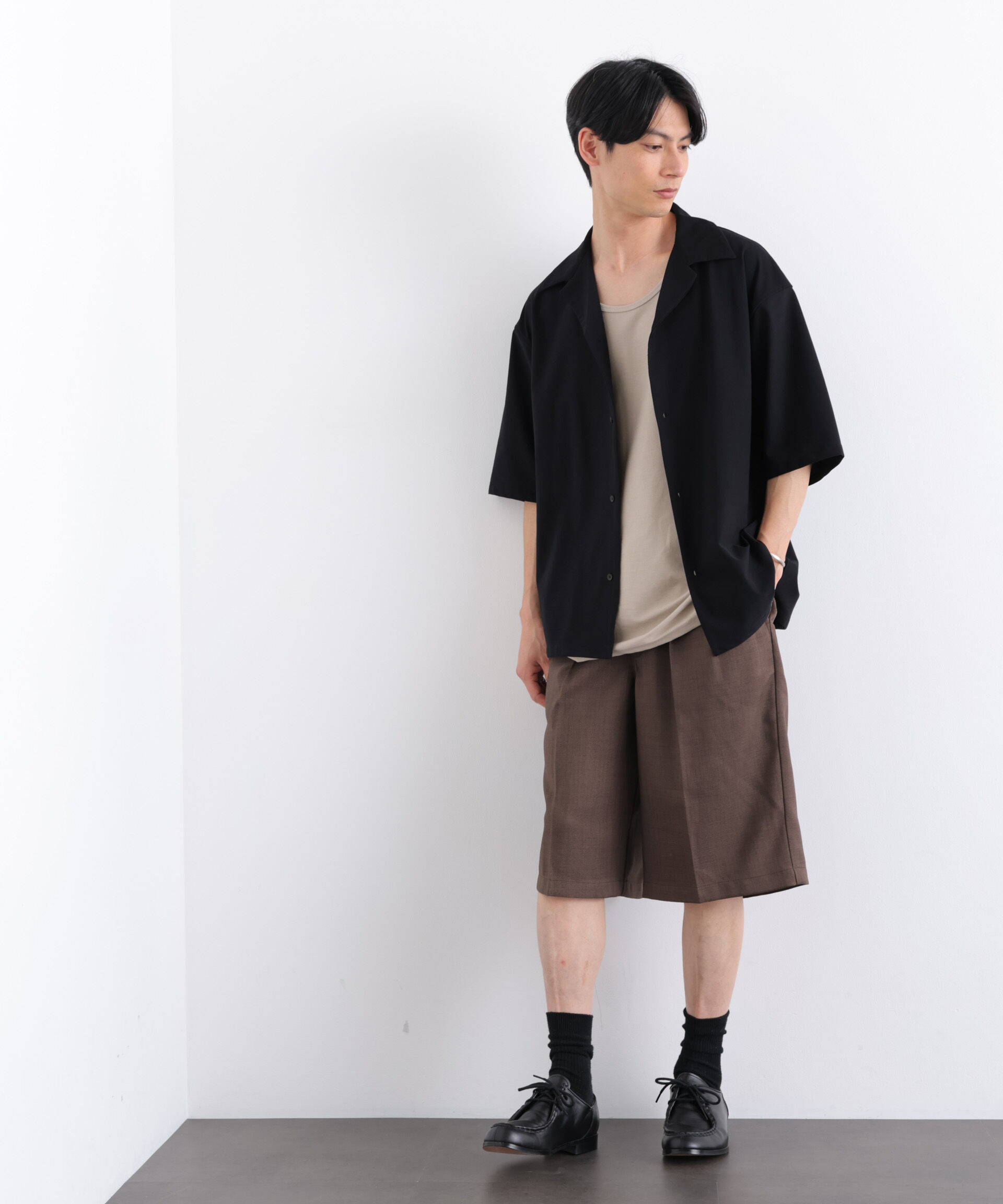 nano･universe「Dickies/別注 Wide Tuck Short Pants」|チノ|