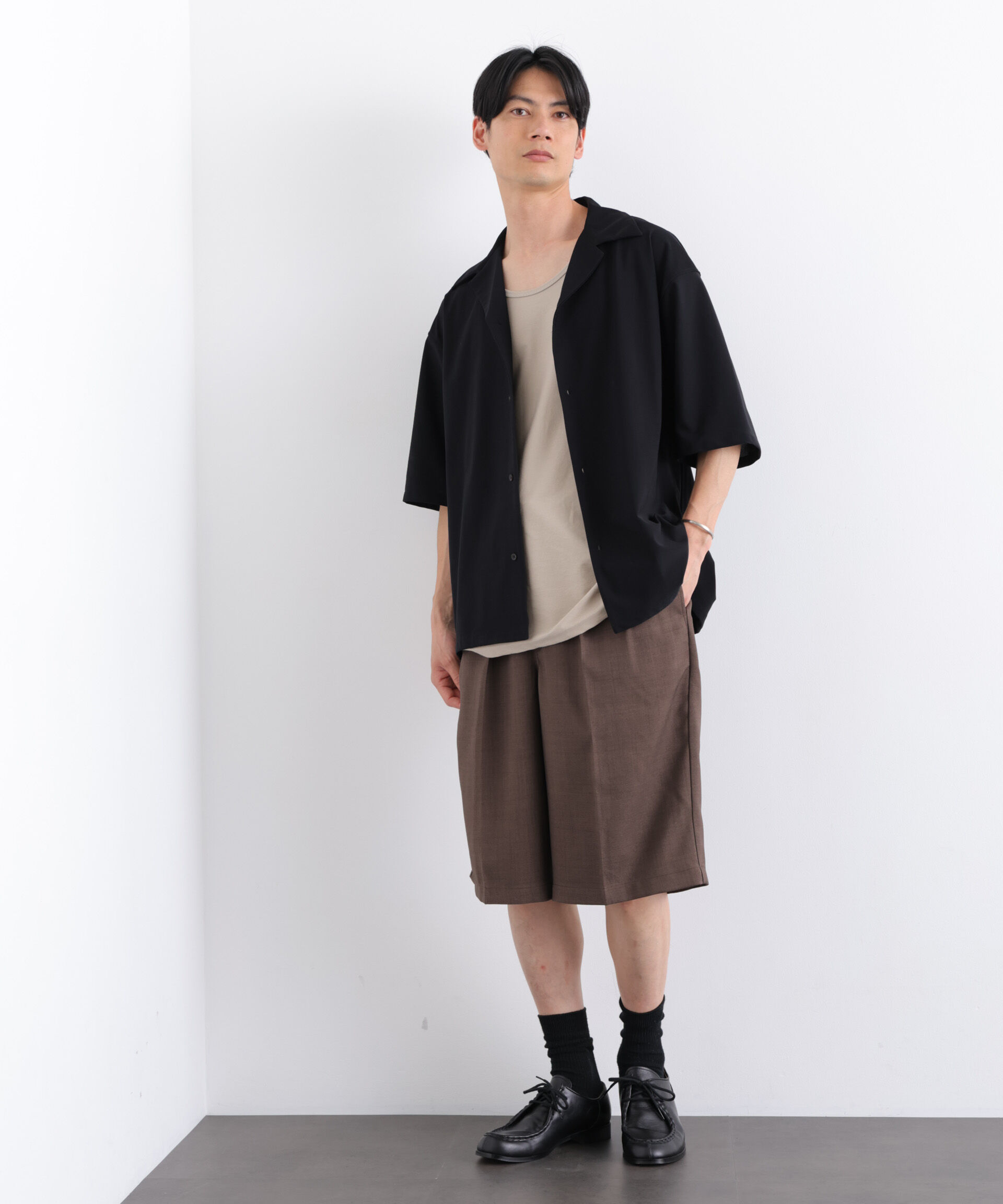 nano･universe「Dickies/別注 Wide Tuck Short Pants」|チノ|