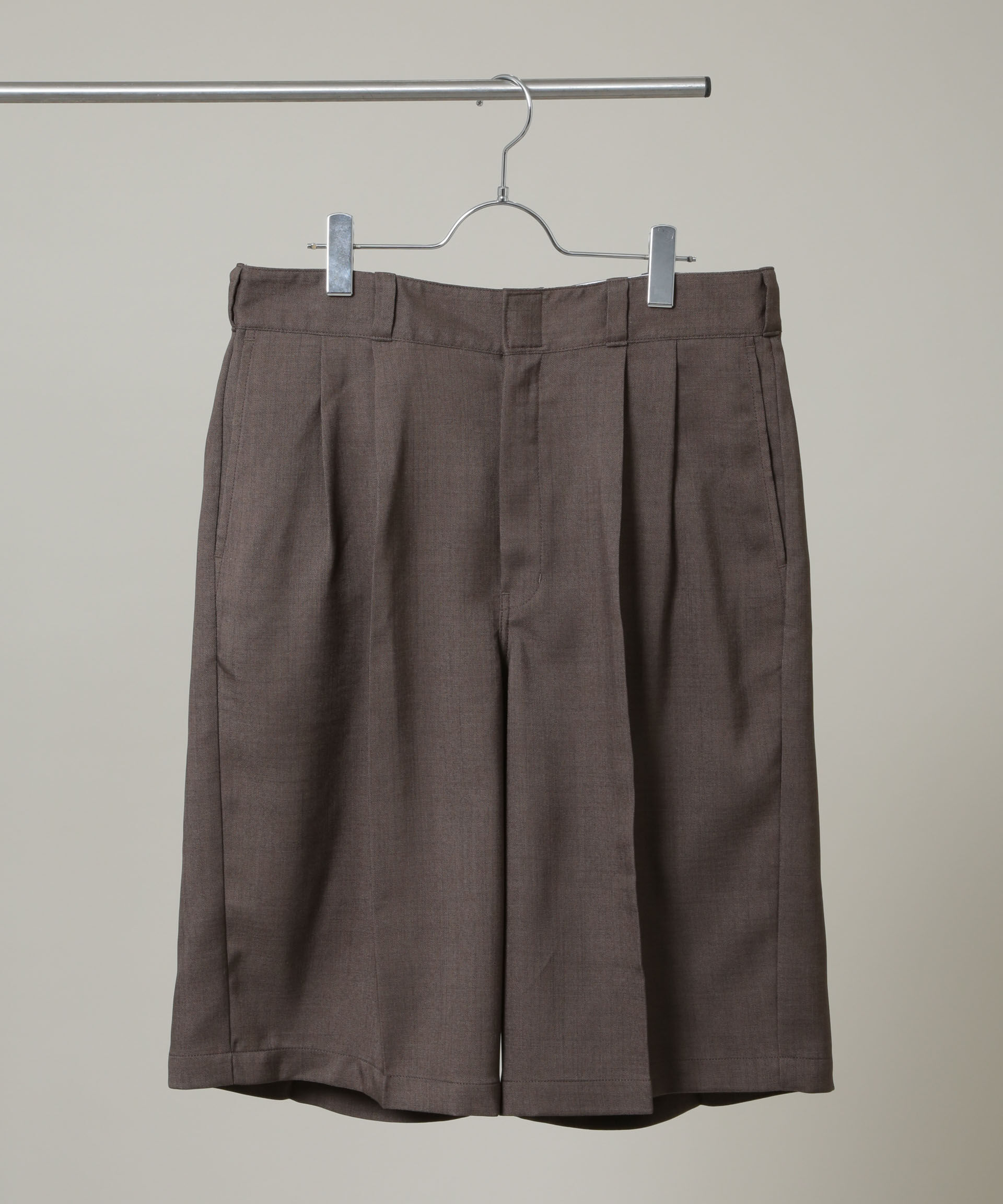 nano･universe「Dickies/別注 Wide Tuck Short Pants」|チノ|