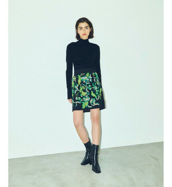 GRACE CONTINENTAL「ビーズ刺繍ミニスカート」|スカート|ブラック